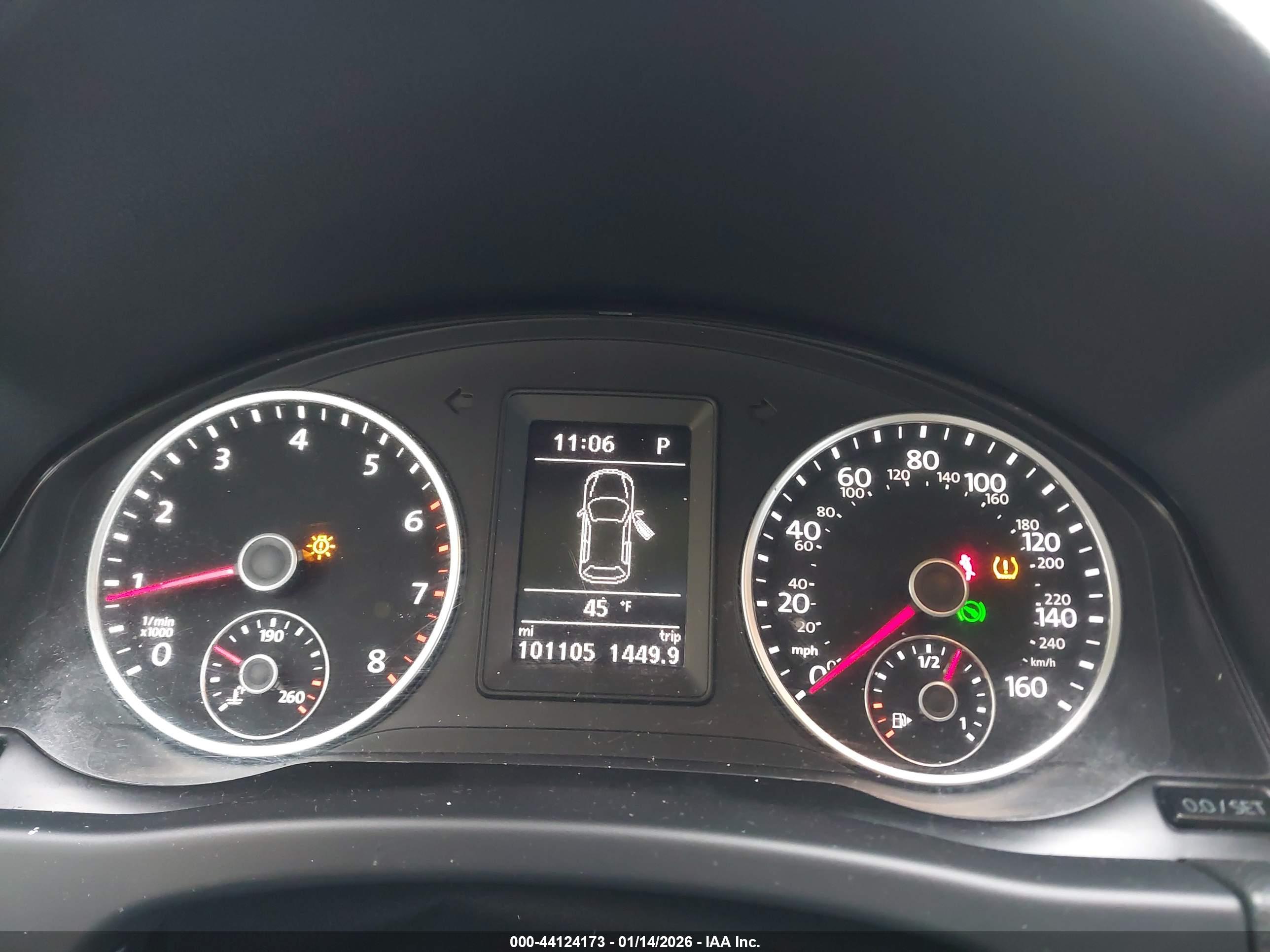 VOLKSWAGEN TIGUAN image 7