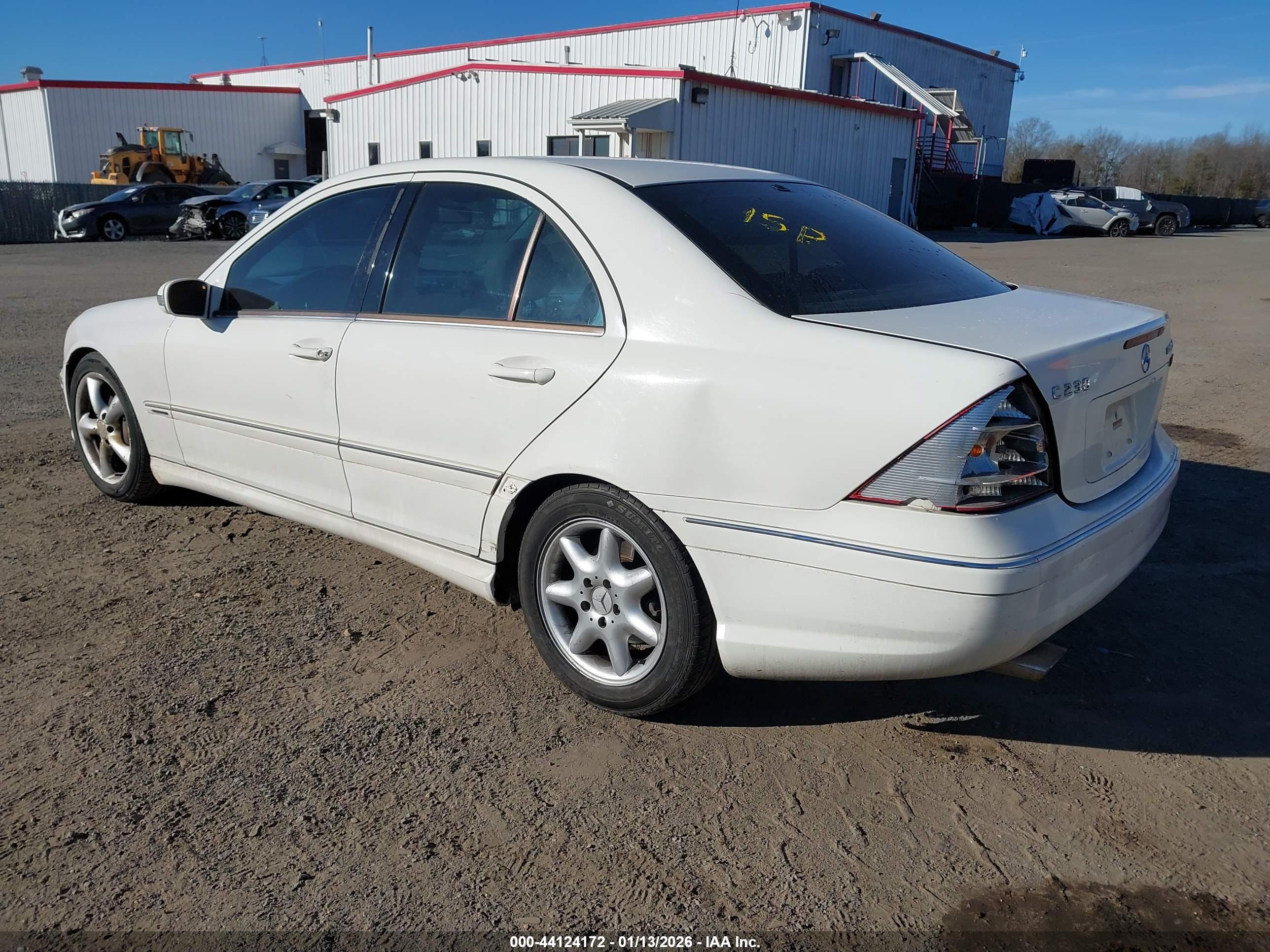MERCEDES-BENZ C image 3