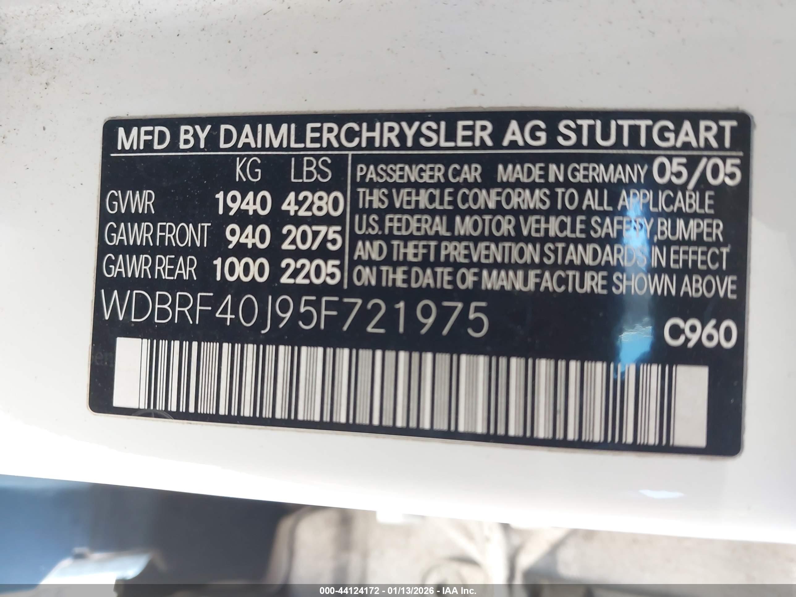 MERCEDES-BENZ C image 9