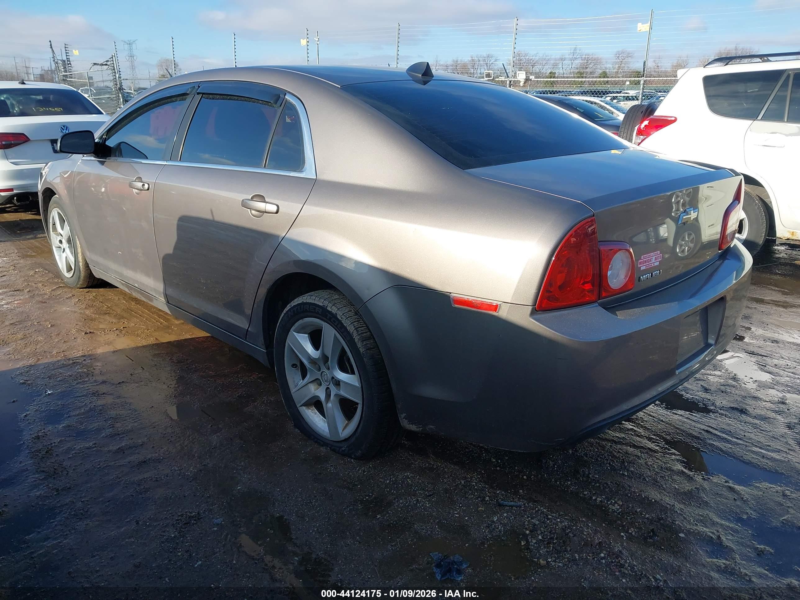 CHEVROLET MALIBU image 3