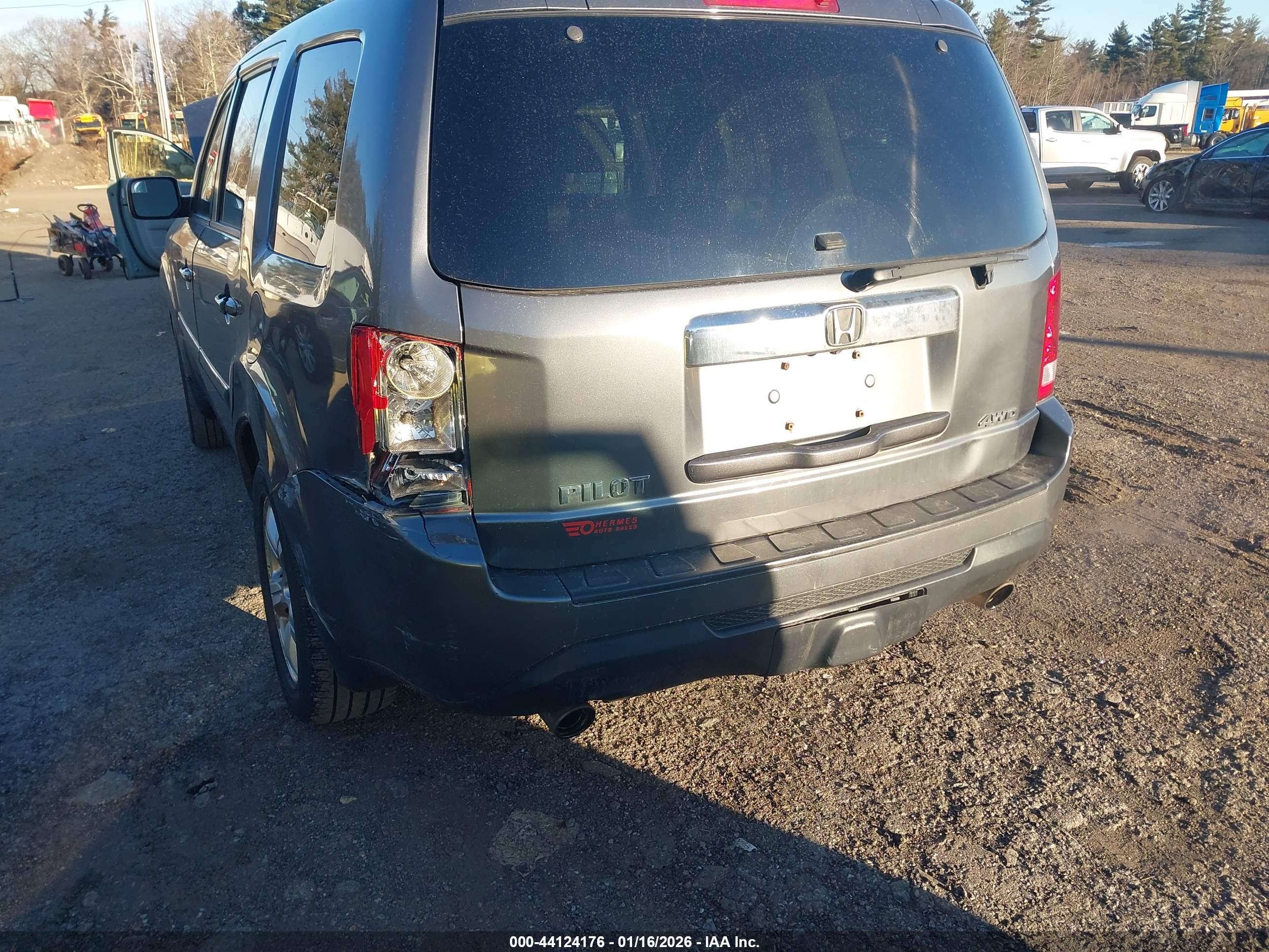 HONDA PILOT image 6