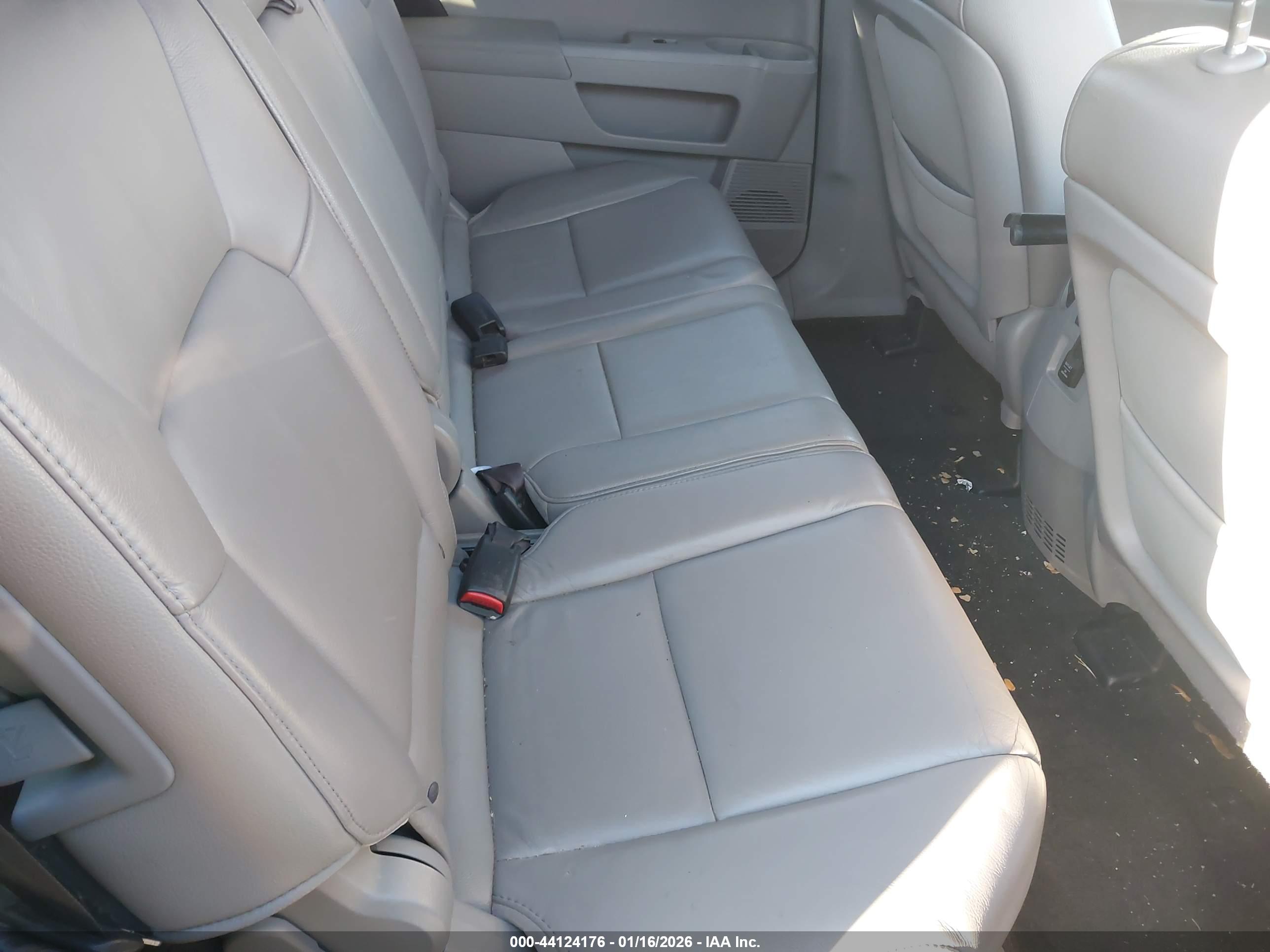HONDA PILOT image 8