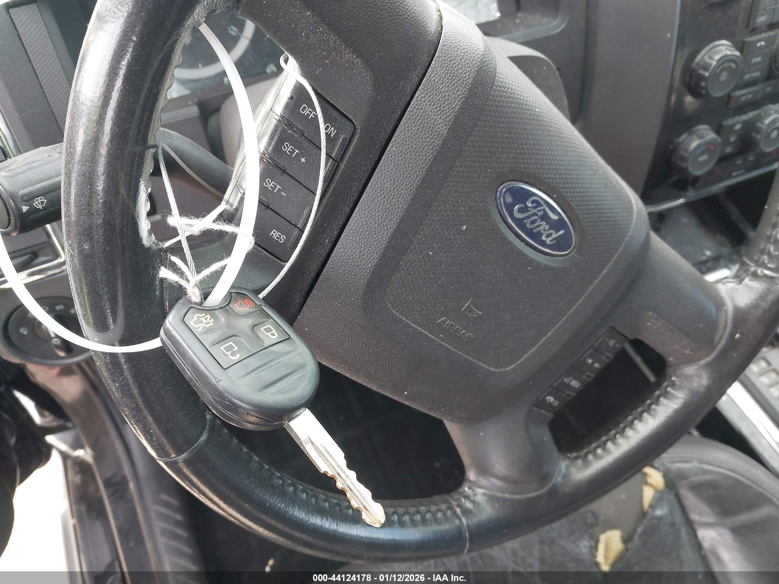 FORD ESCAPE image 11