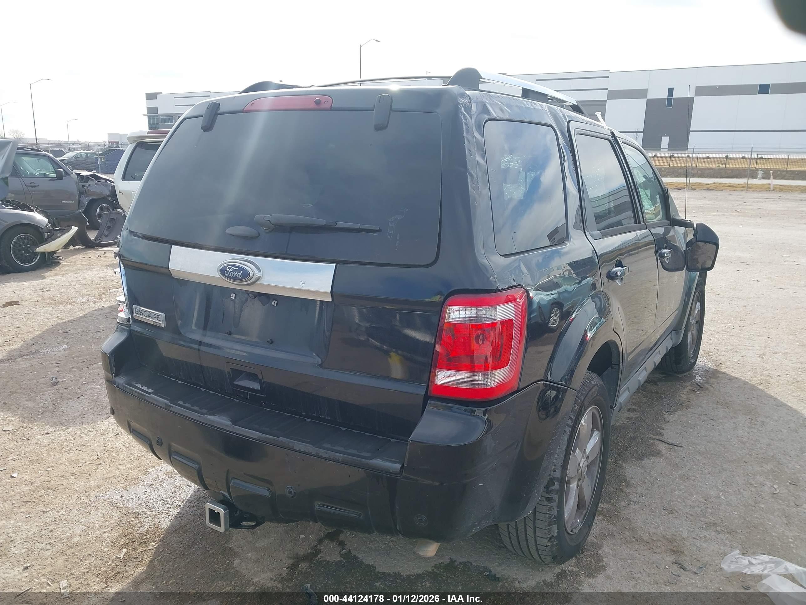 FORD ESCAPE image 4