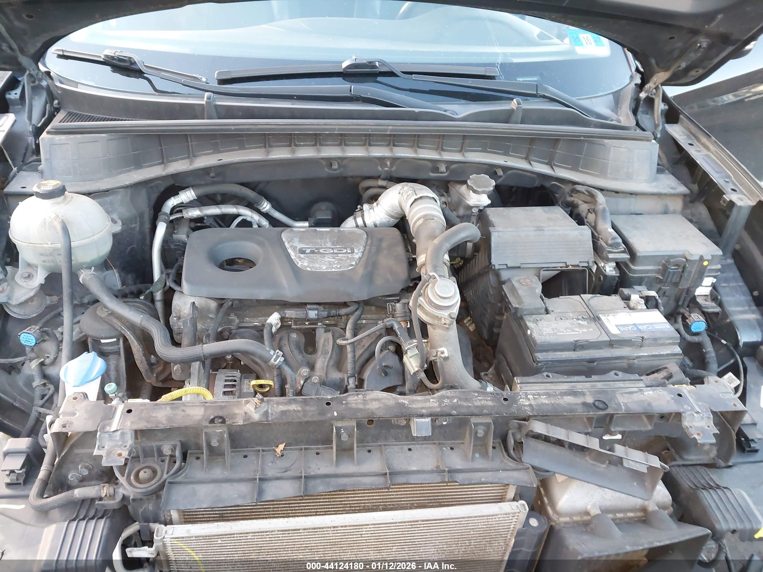 HYUNDAI TUCSON image 10