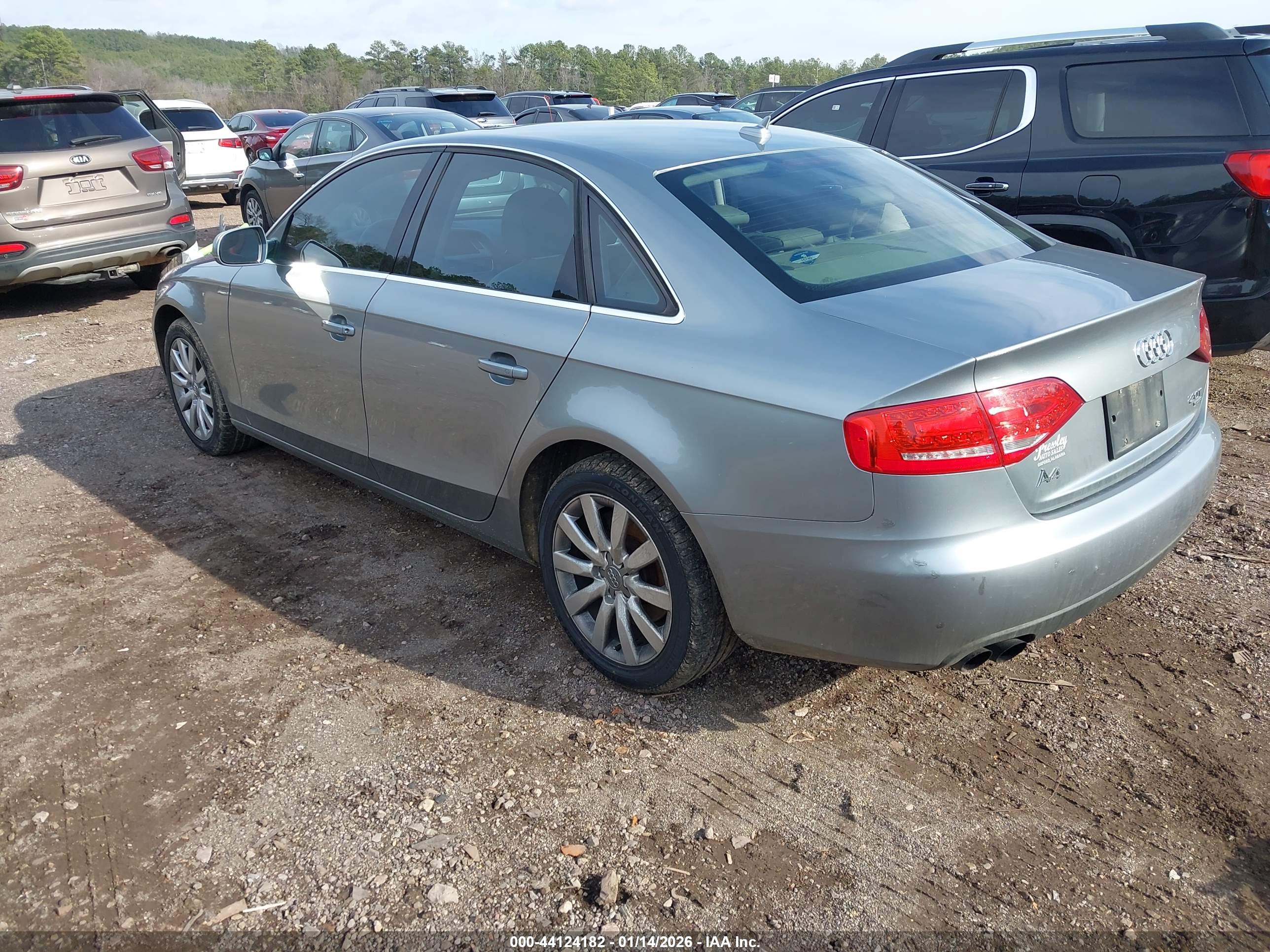 AUDI A4 image 3