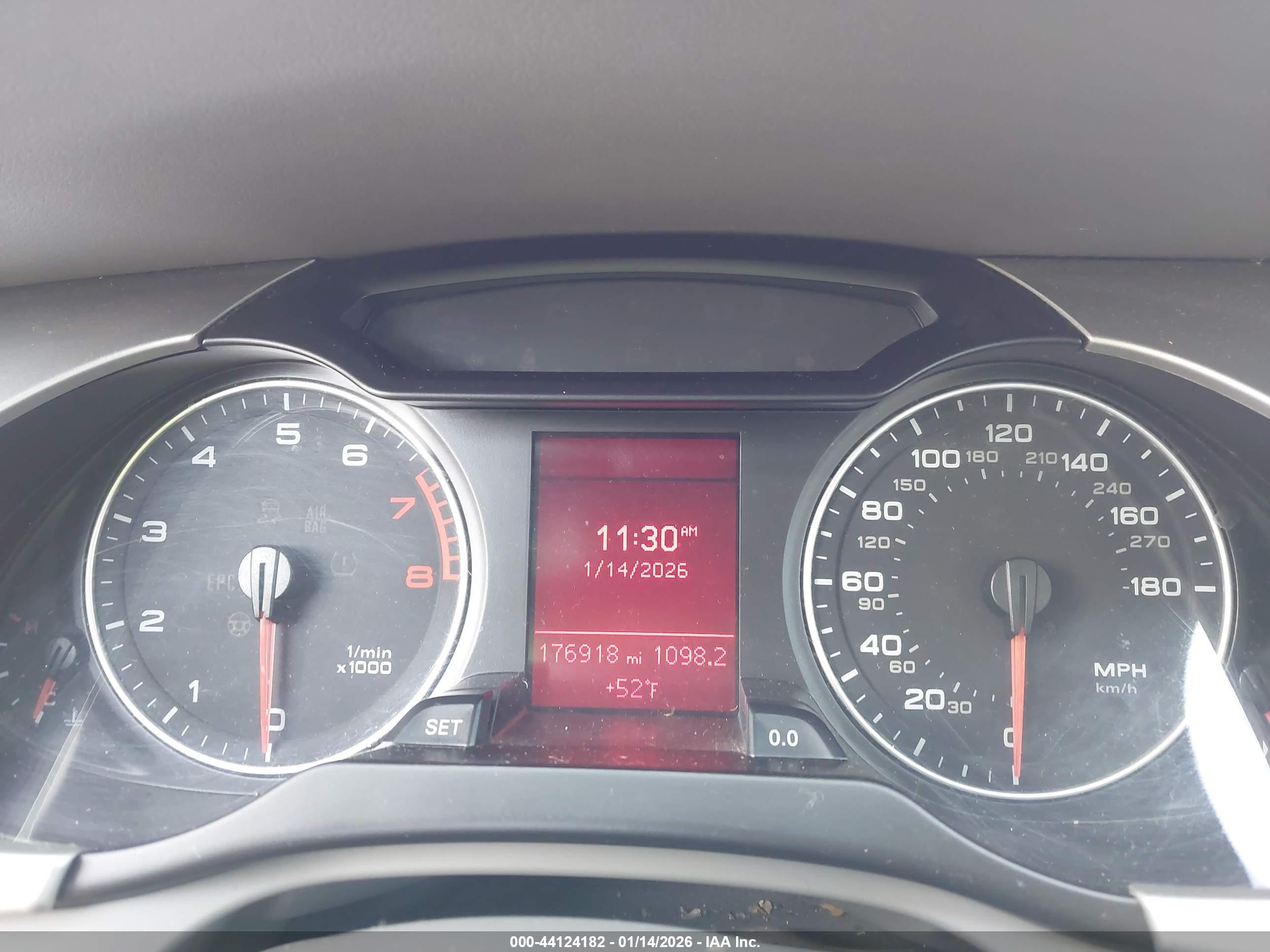 AUDI A4 image 7