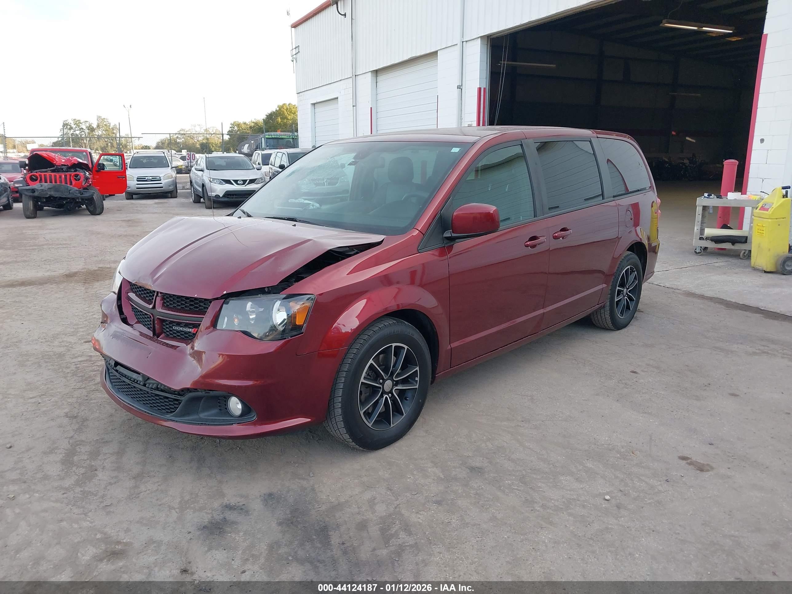 DODGE GRAND image 2