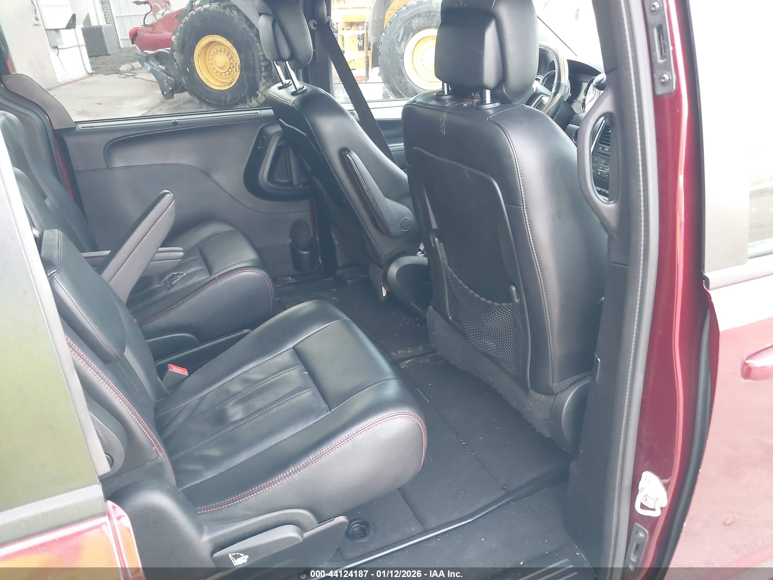 DODGE GRAND image 8