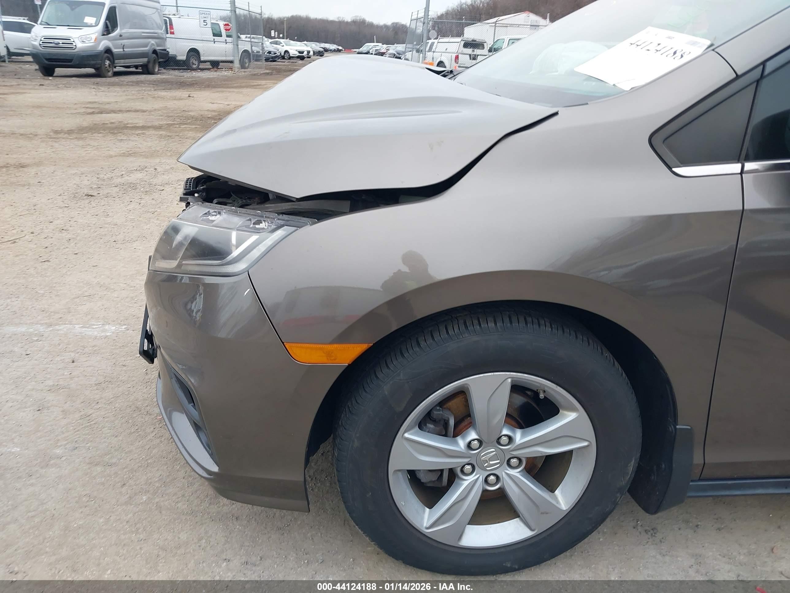HONDA ODYSSEY image 6