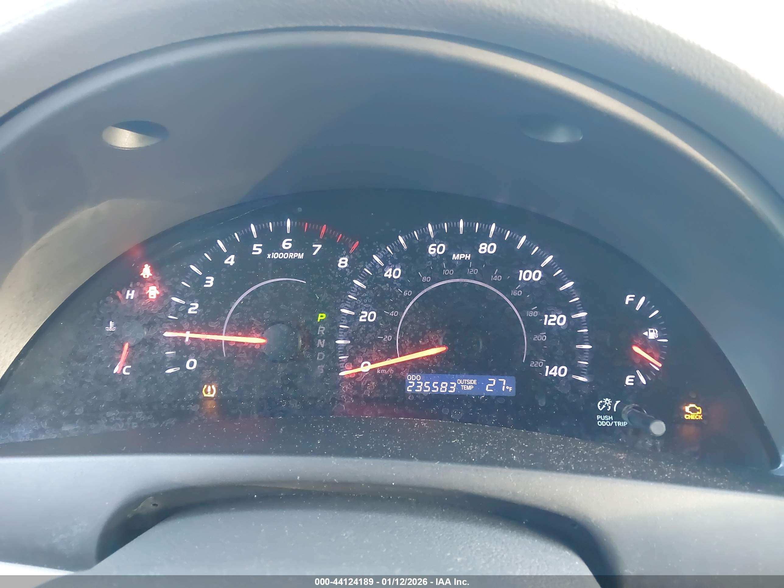 TOYOTA CAMRY image 7