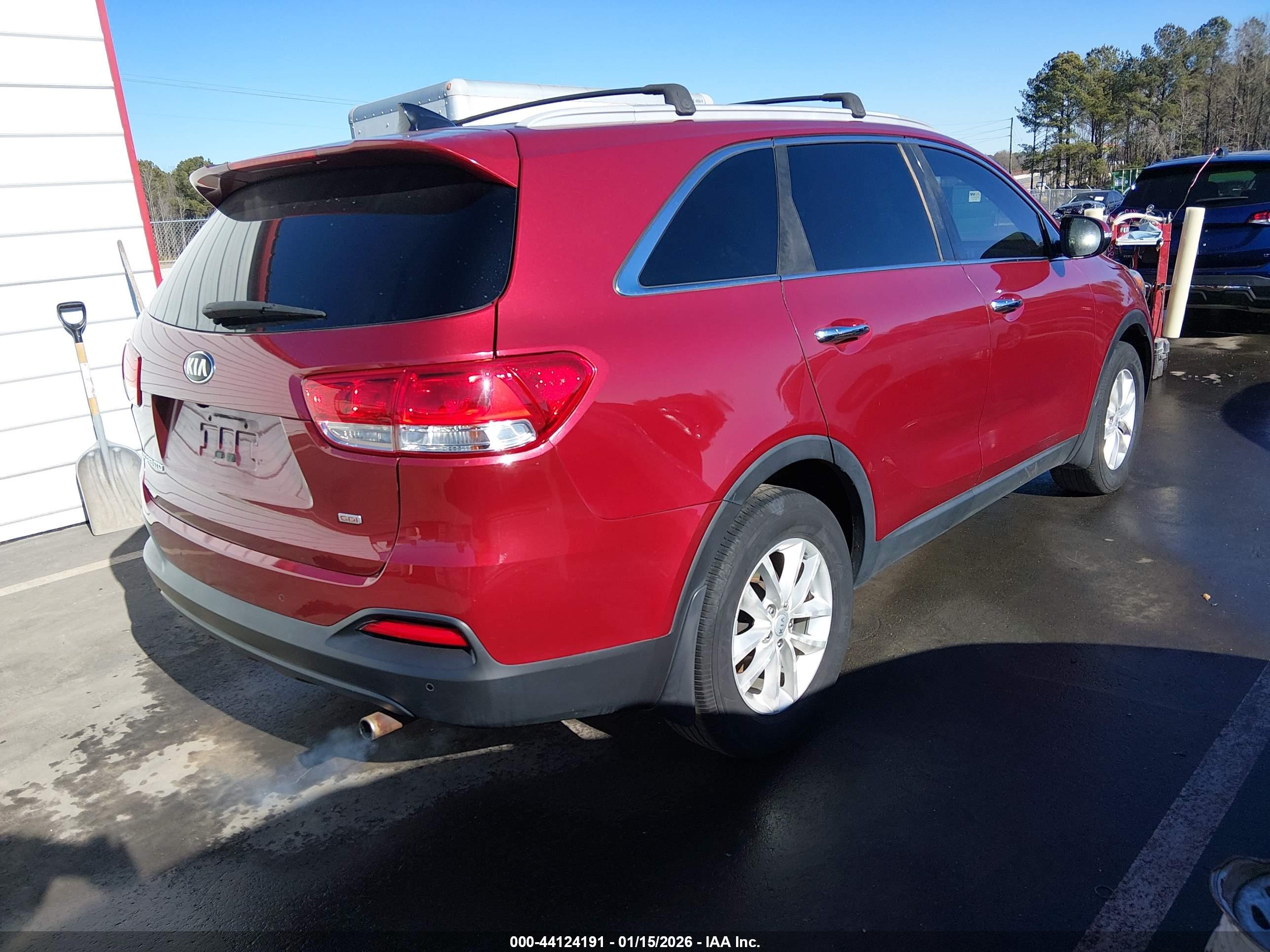KIA SORENTO image 4
