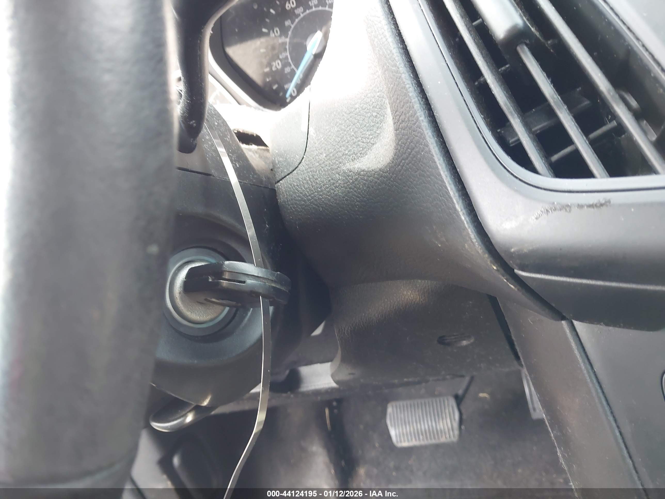 FORD FOCUS image 11