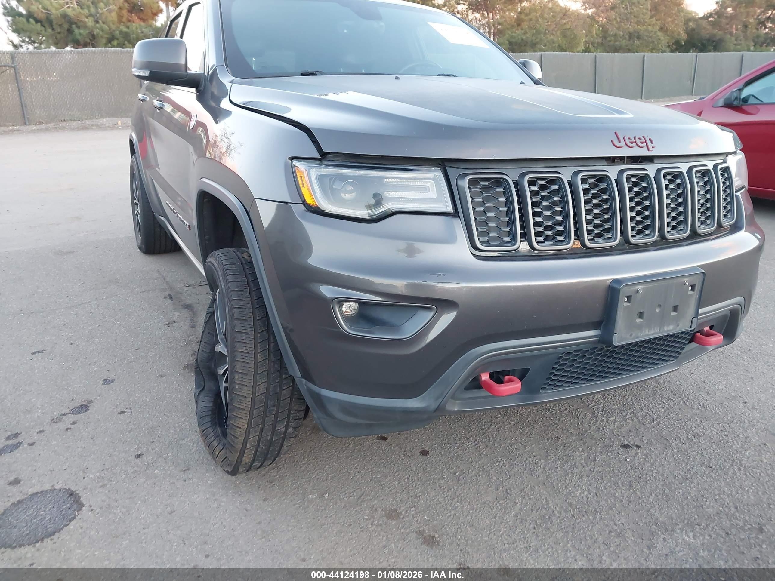 JEEP GRAND image 6