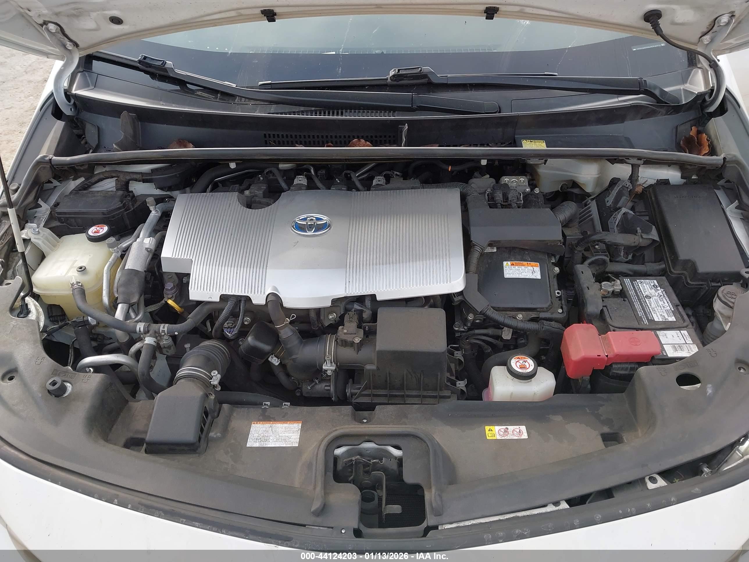 TOYOTA PRIUS image 10