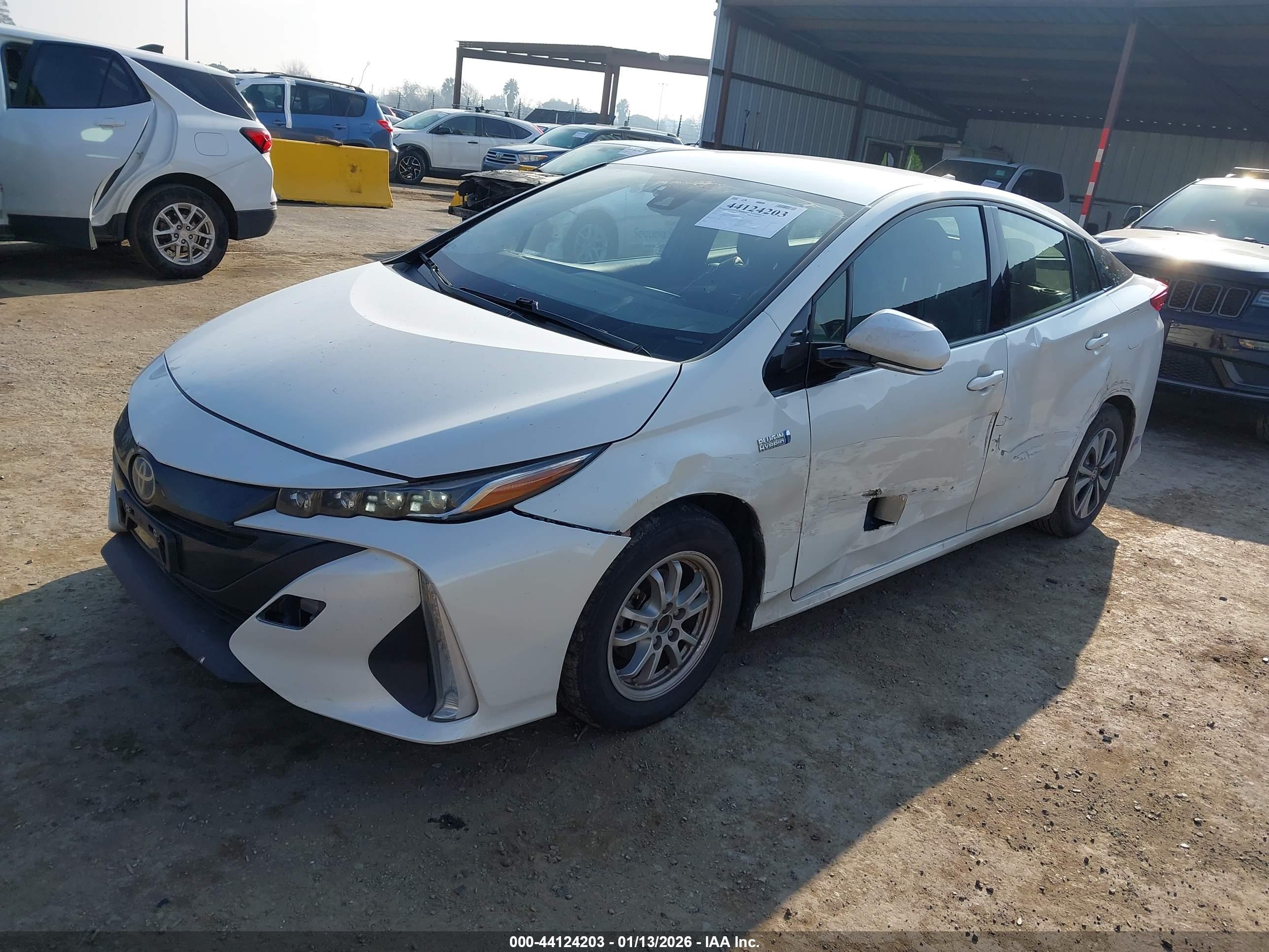 TOYOTA PRIUS image 2