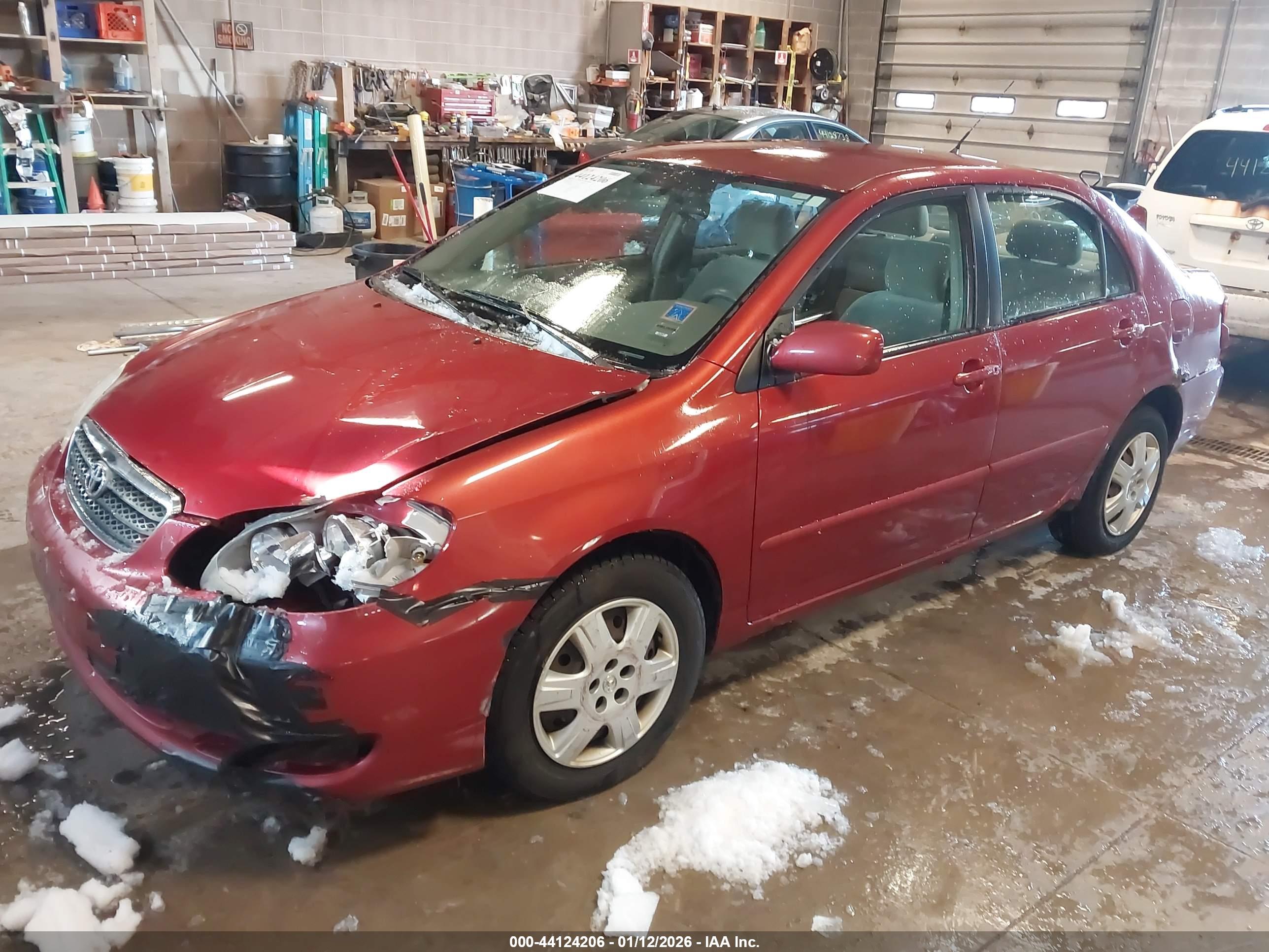 TOYOTA COROLLA image 2