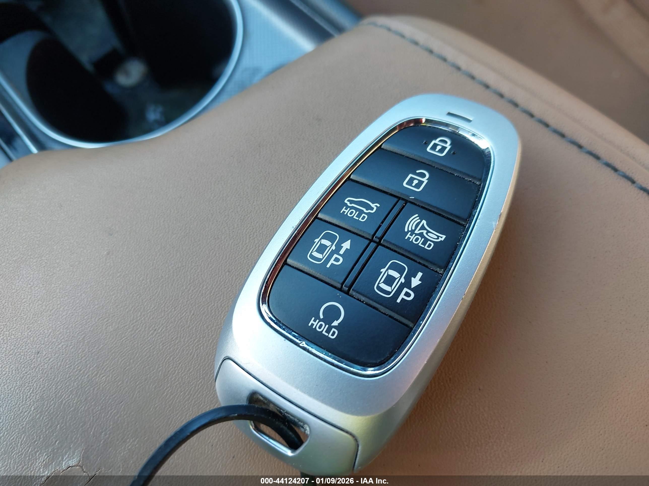 HYUNDAI SONATA image 11