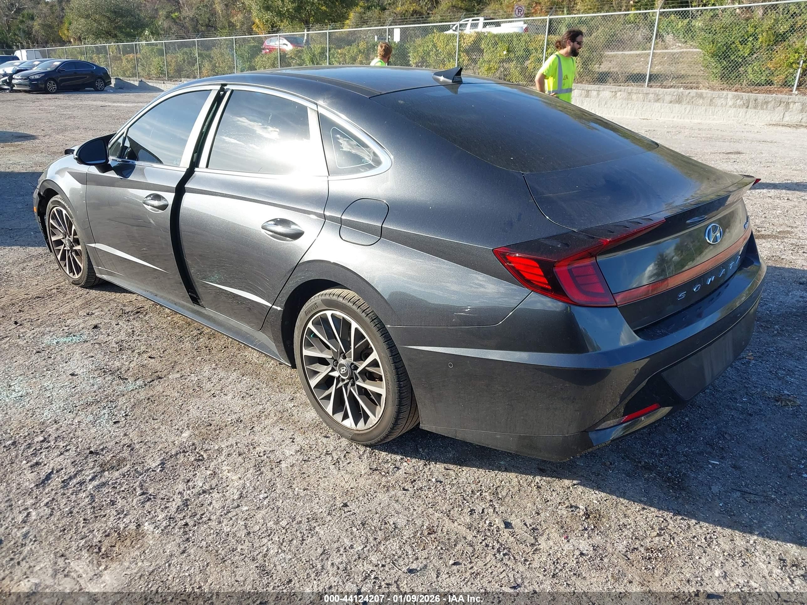 HYUNDAI SONATA image 3