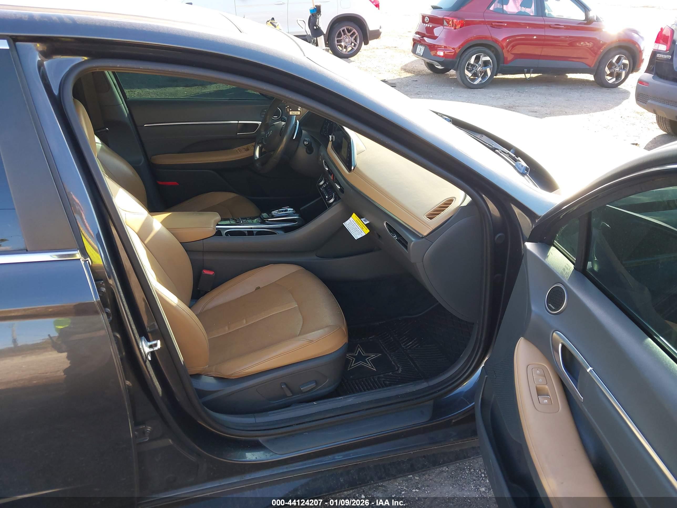 HYUNDAI SONATA image 5