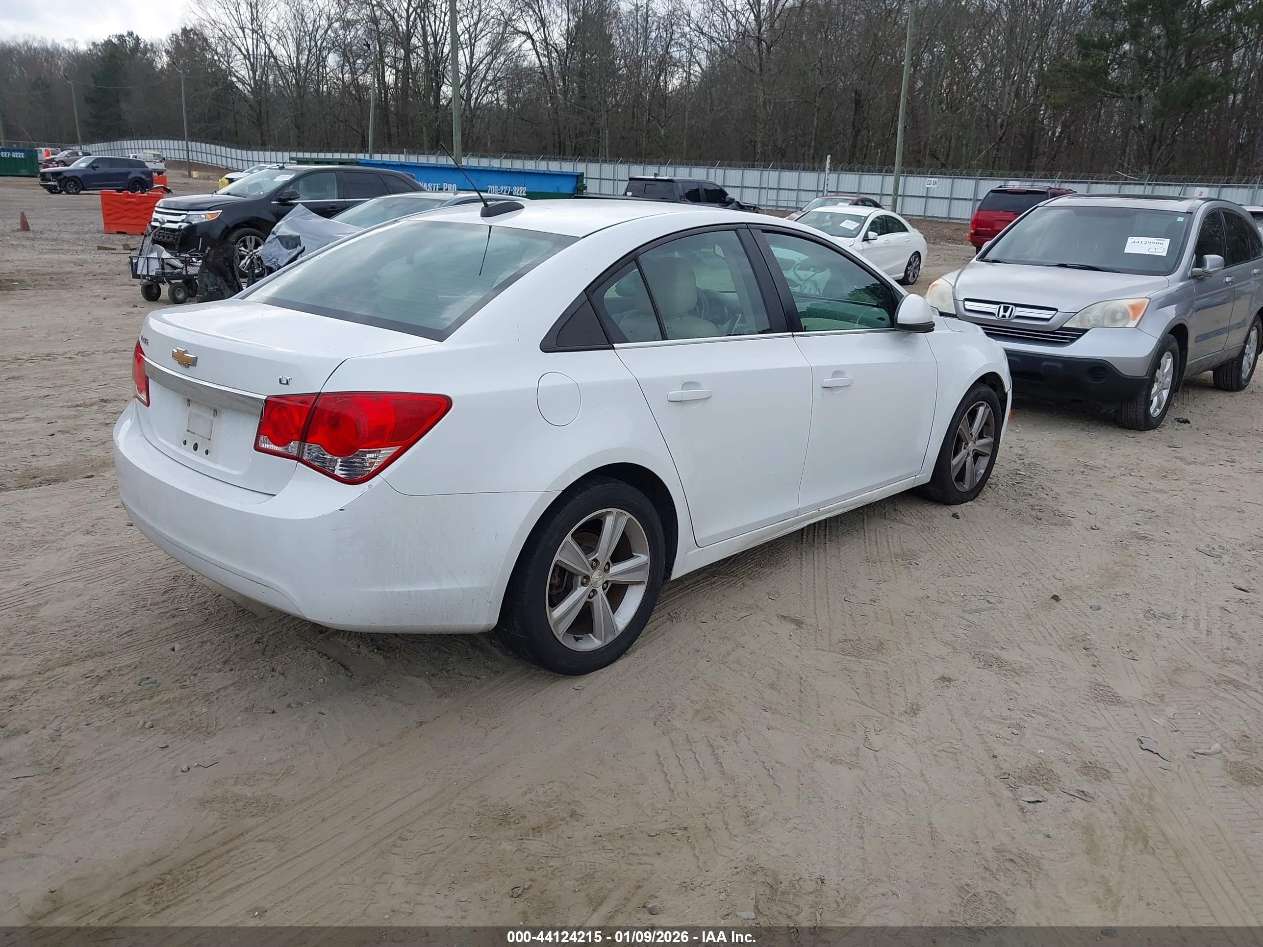 CHEVROLET CRUZE image 4