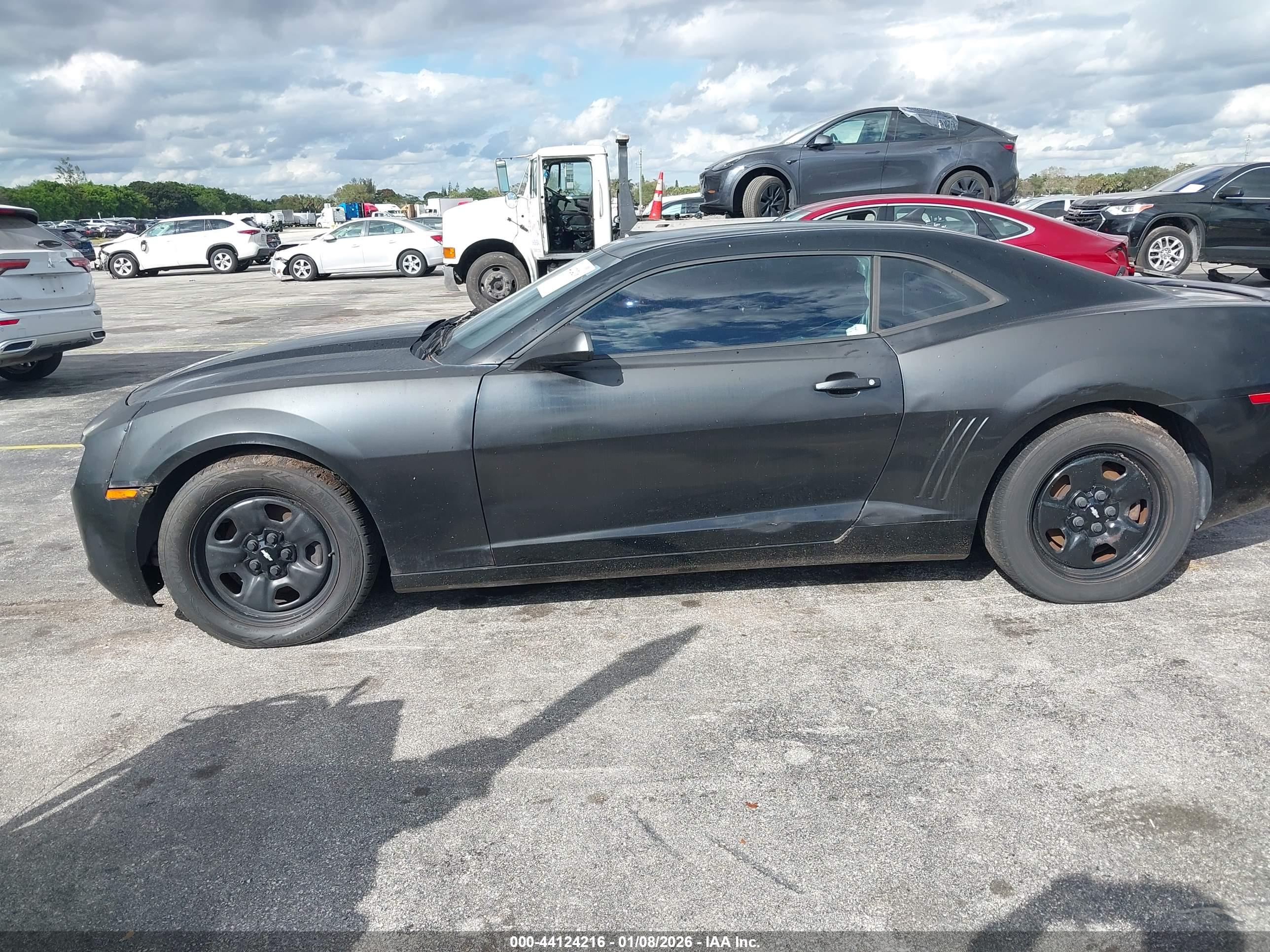 CHEVROLET CAMARO image 6