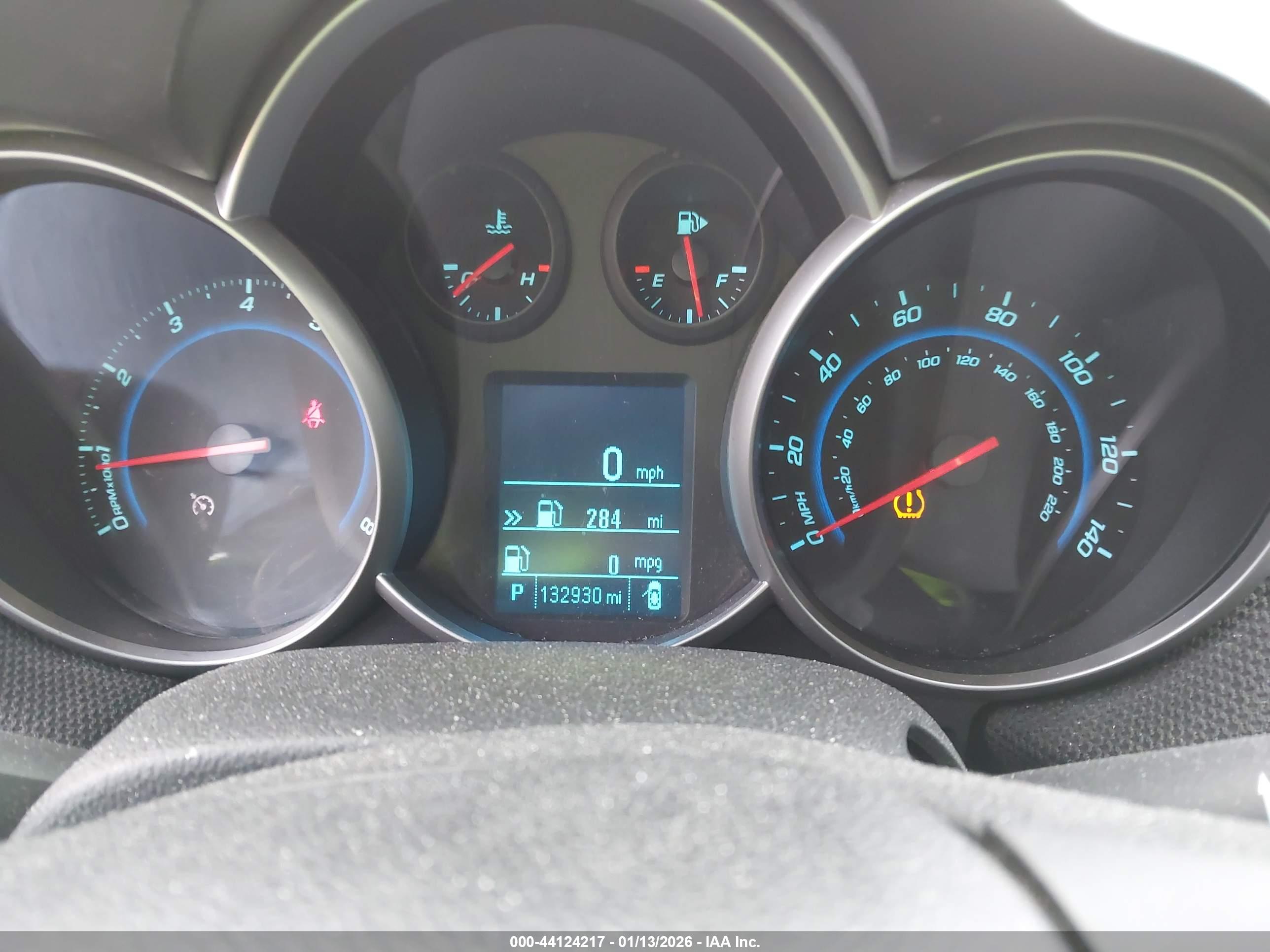 CHEVROLET CRUZE image 7