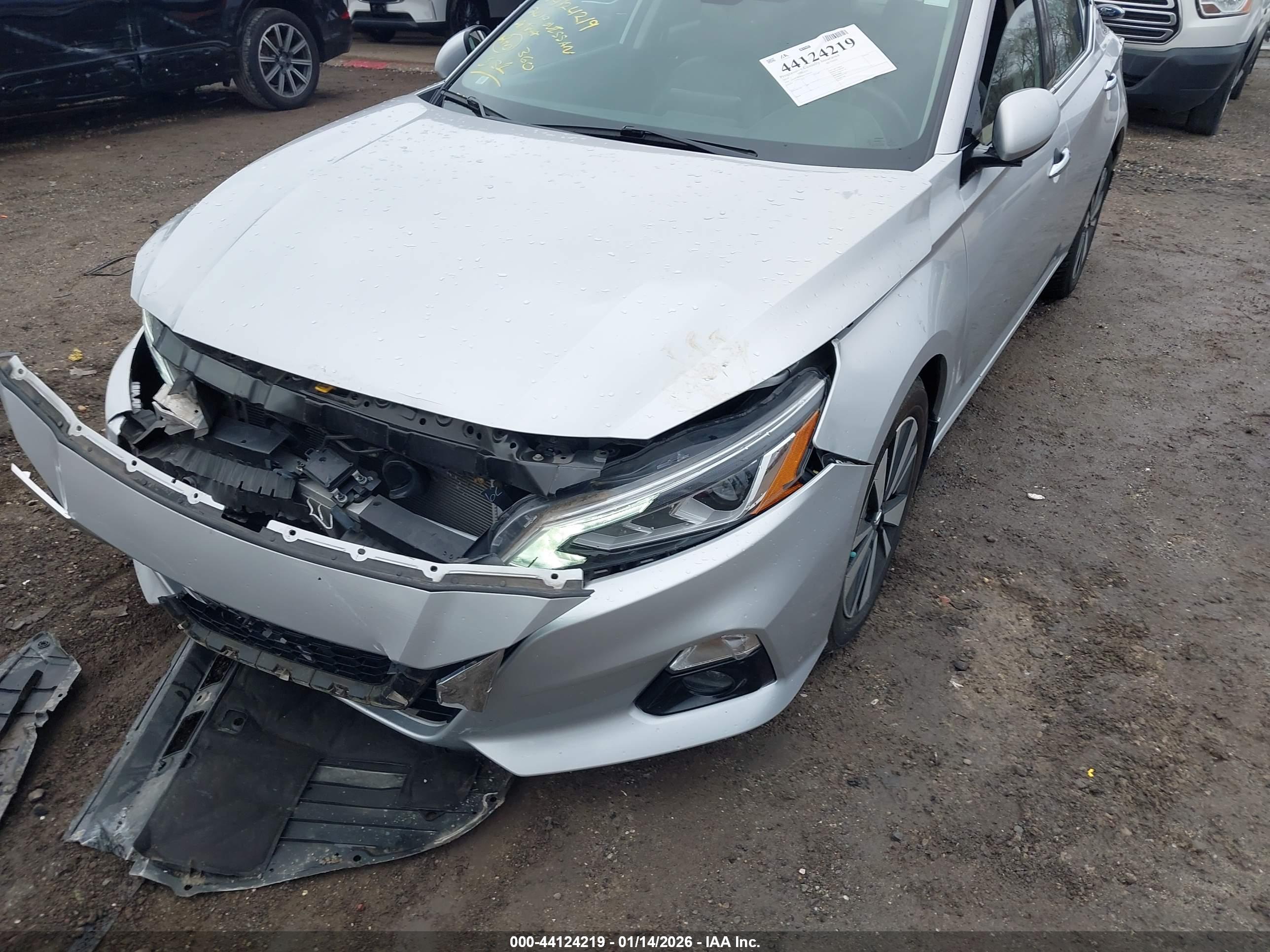 NISSAN ALTIMA image 6