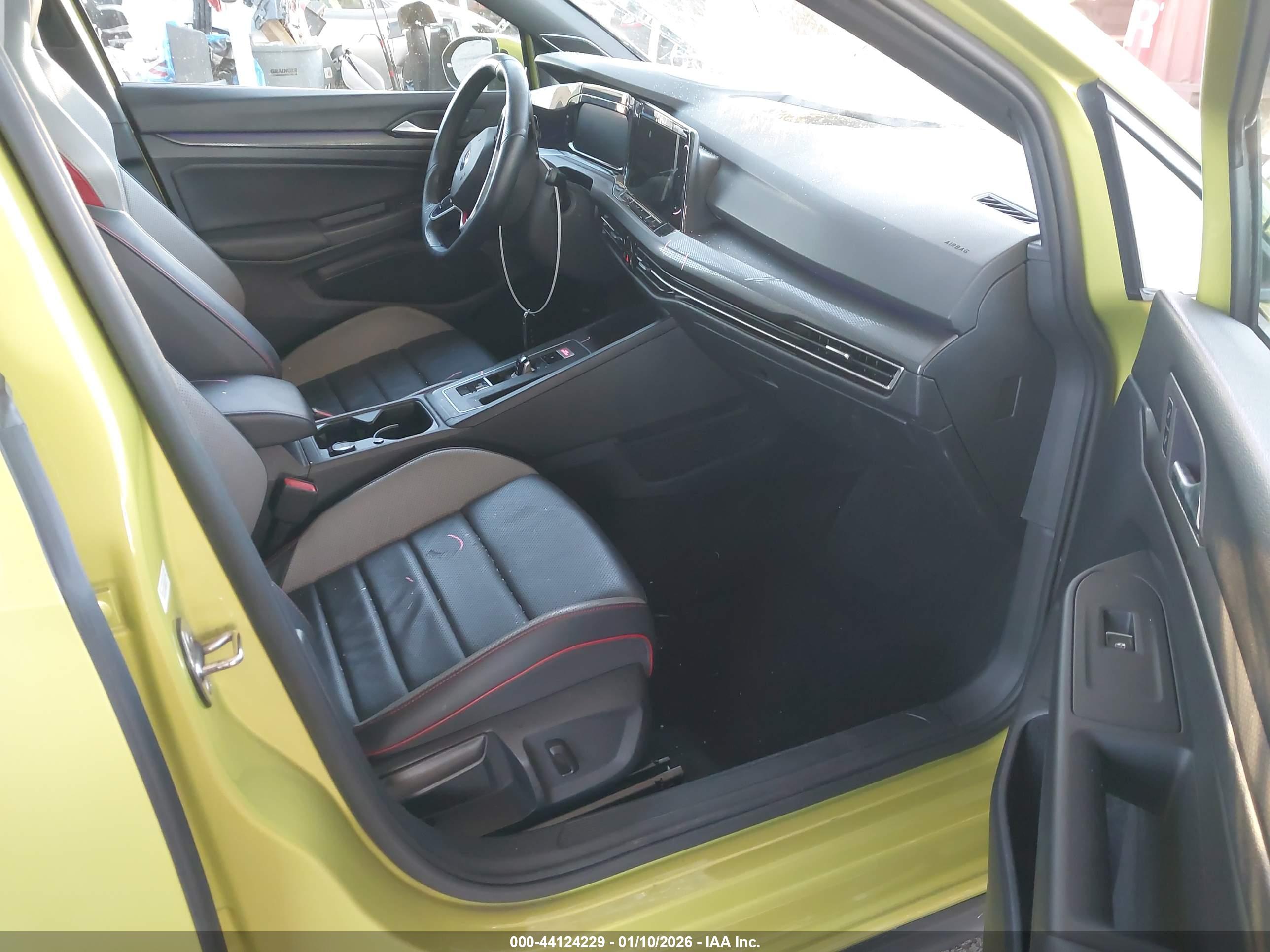 VOLKSWAGEN GOLF image 5