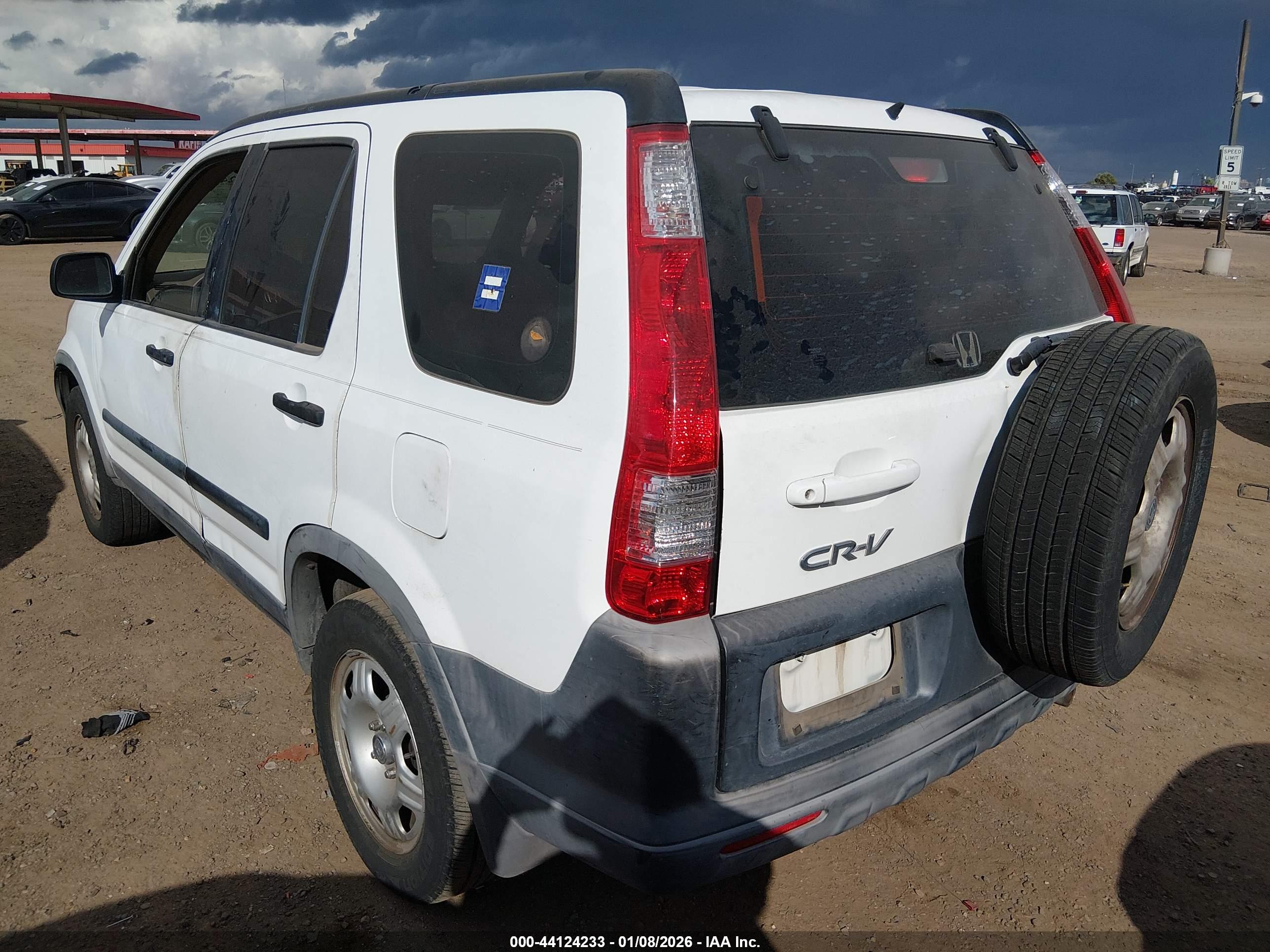 HONDA CR-V image 3