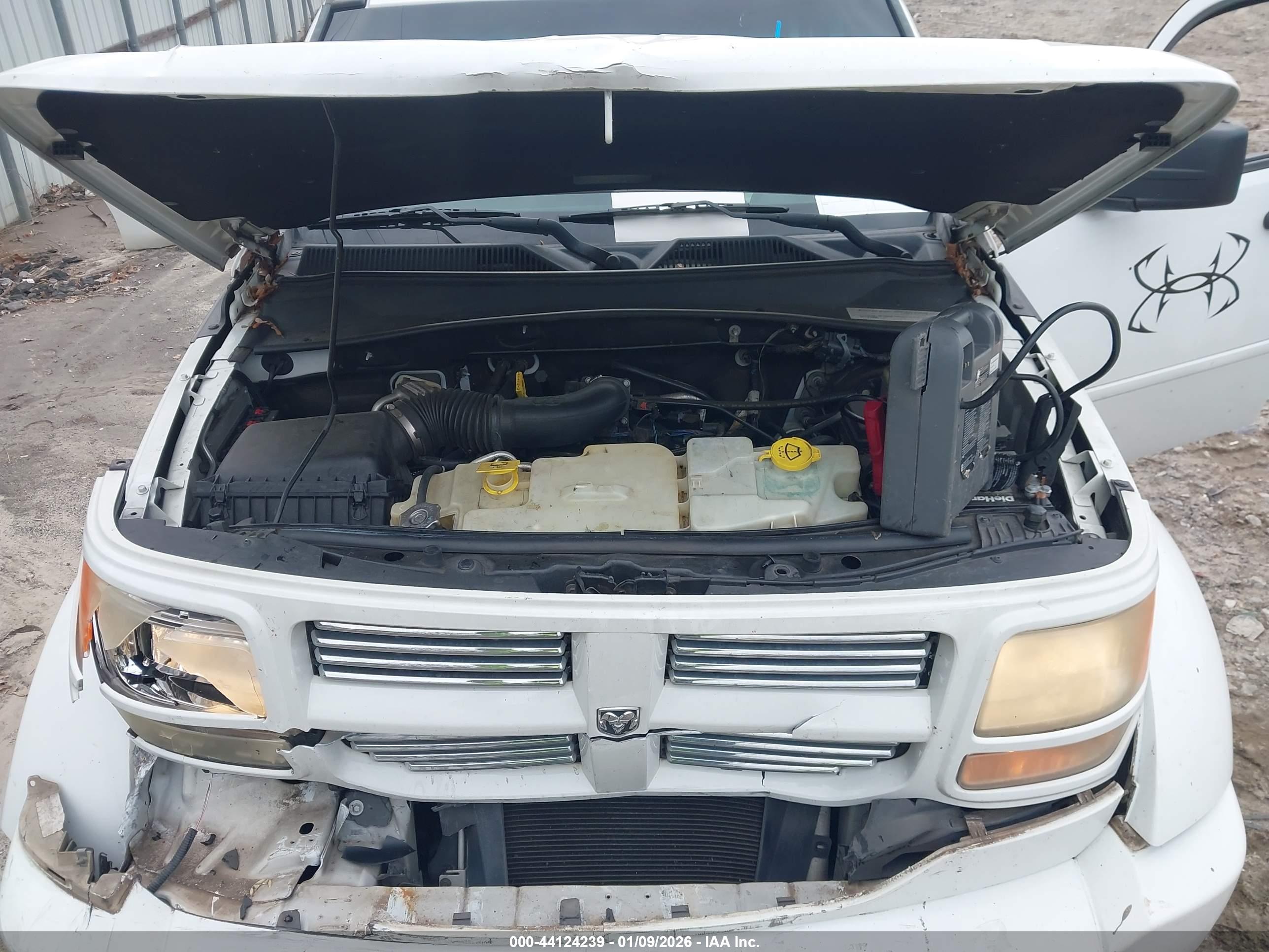 DODGE NITRO image 10