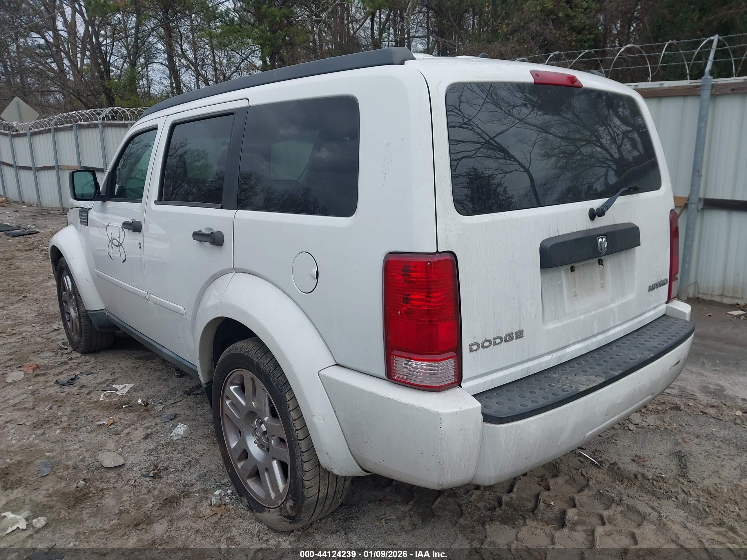 DODGE NITRO image 3