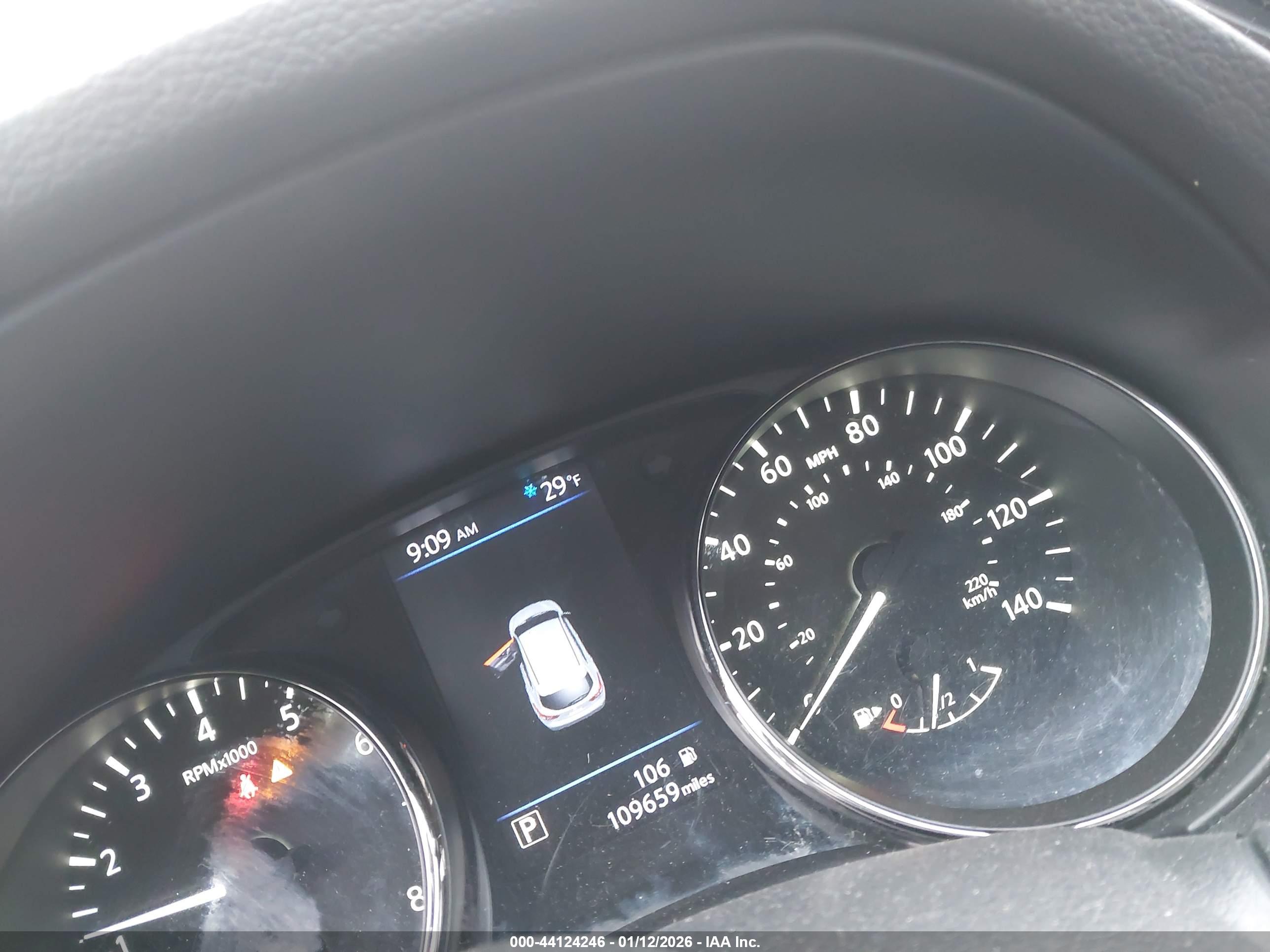 NISSAN ROGUE image 7