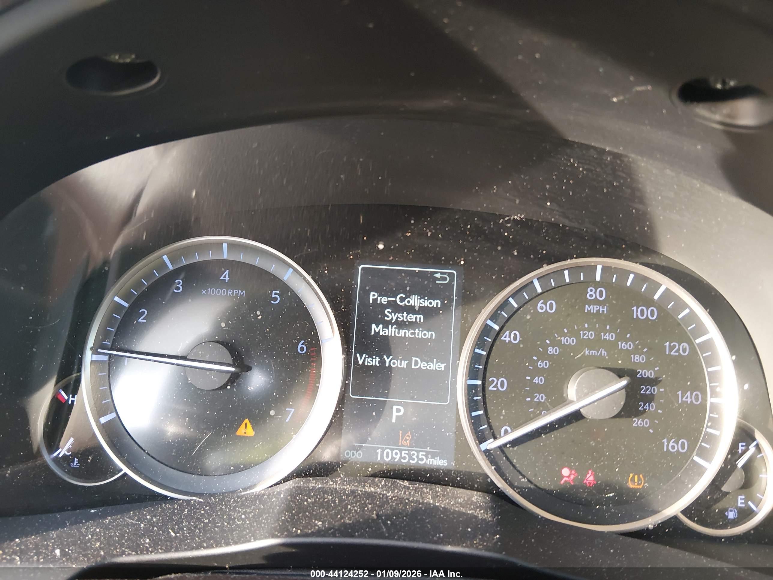 LEXUS ES image 7