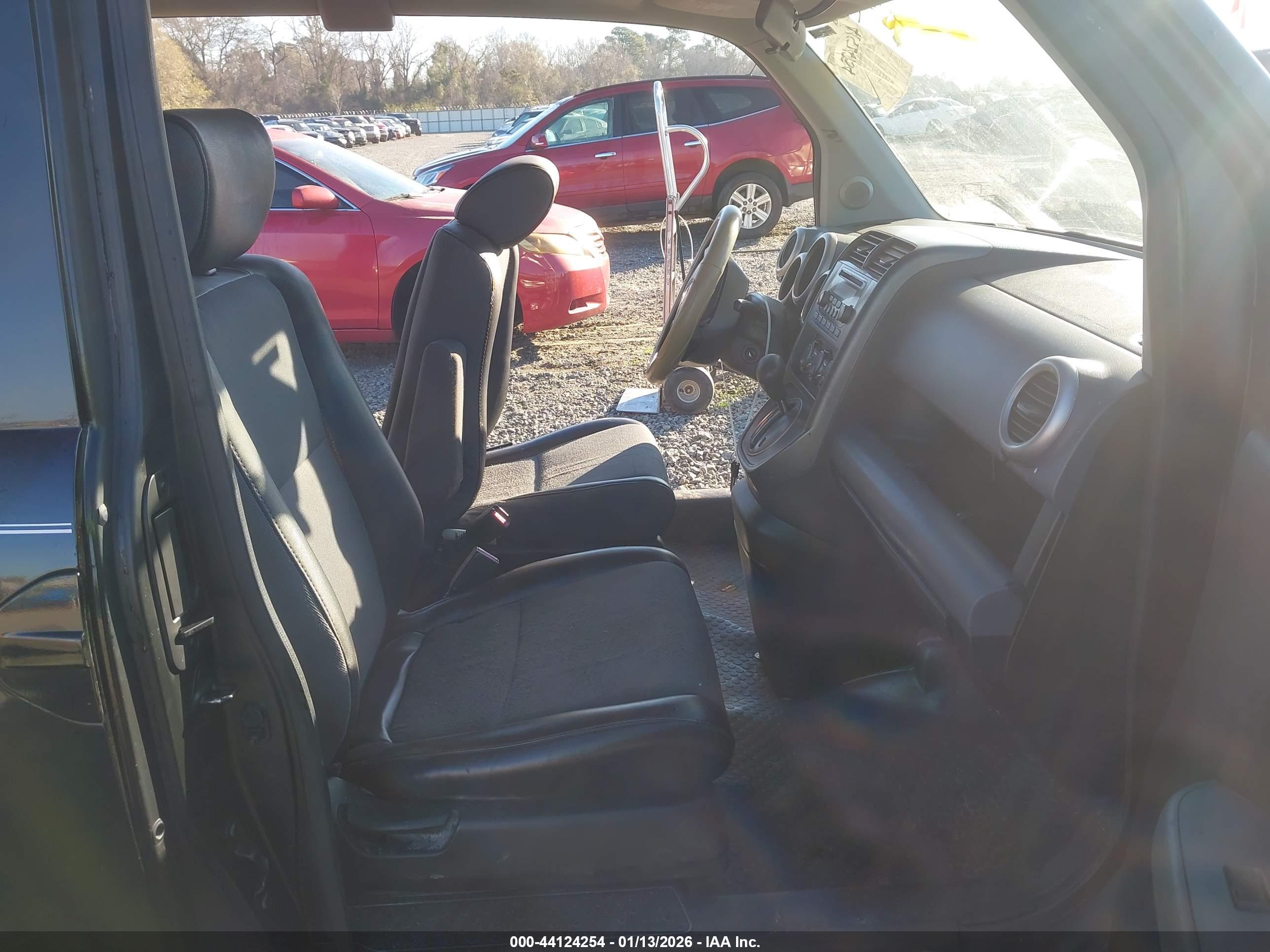 HONDA ELEMENT image 5