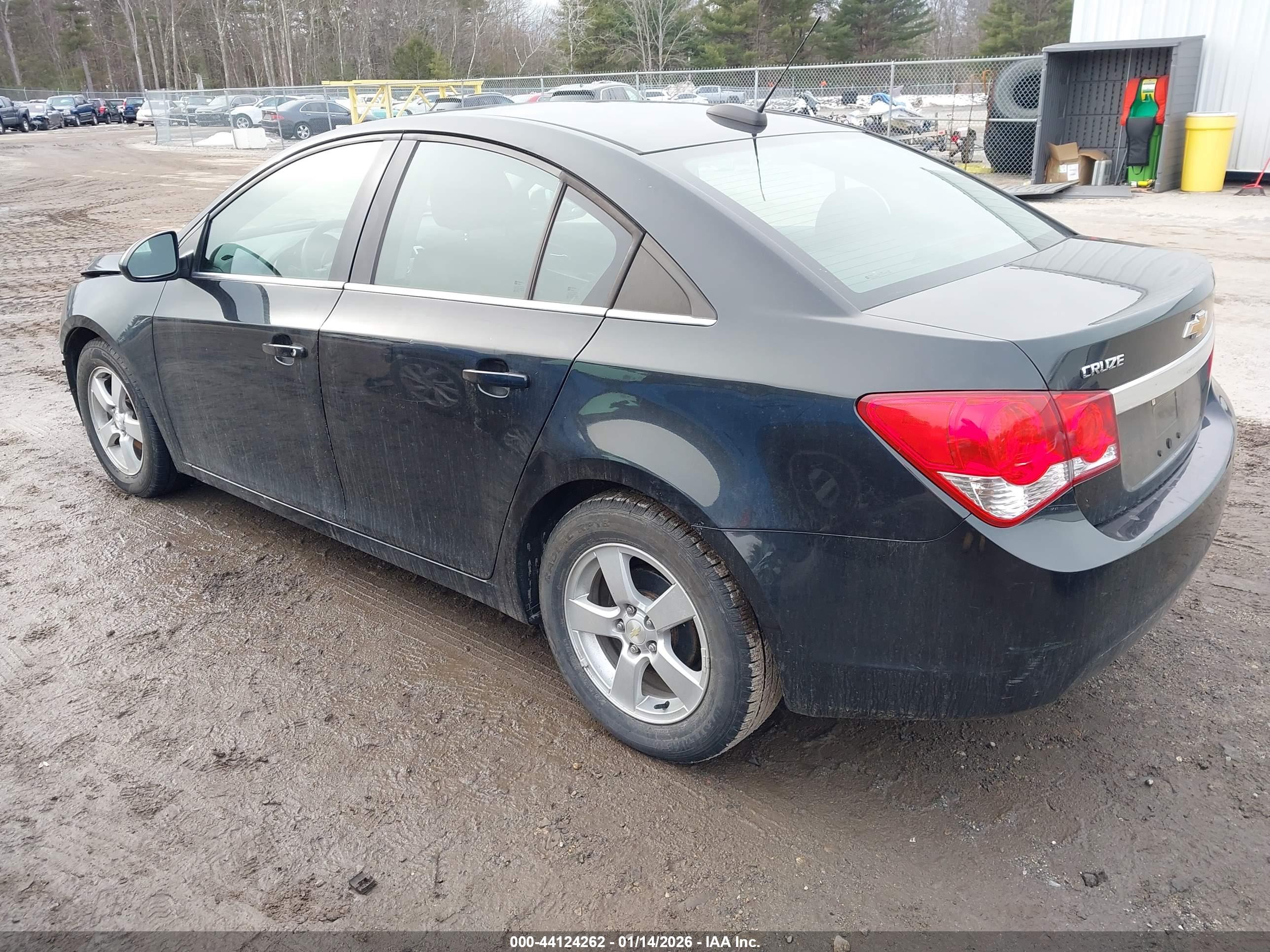 CHEVROLET CRUZE image 3