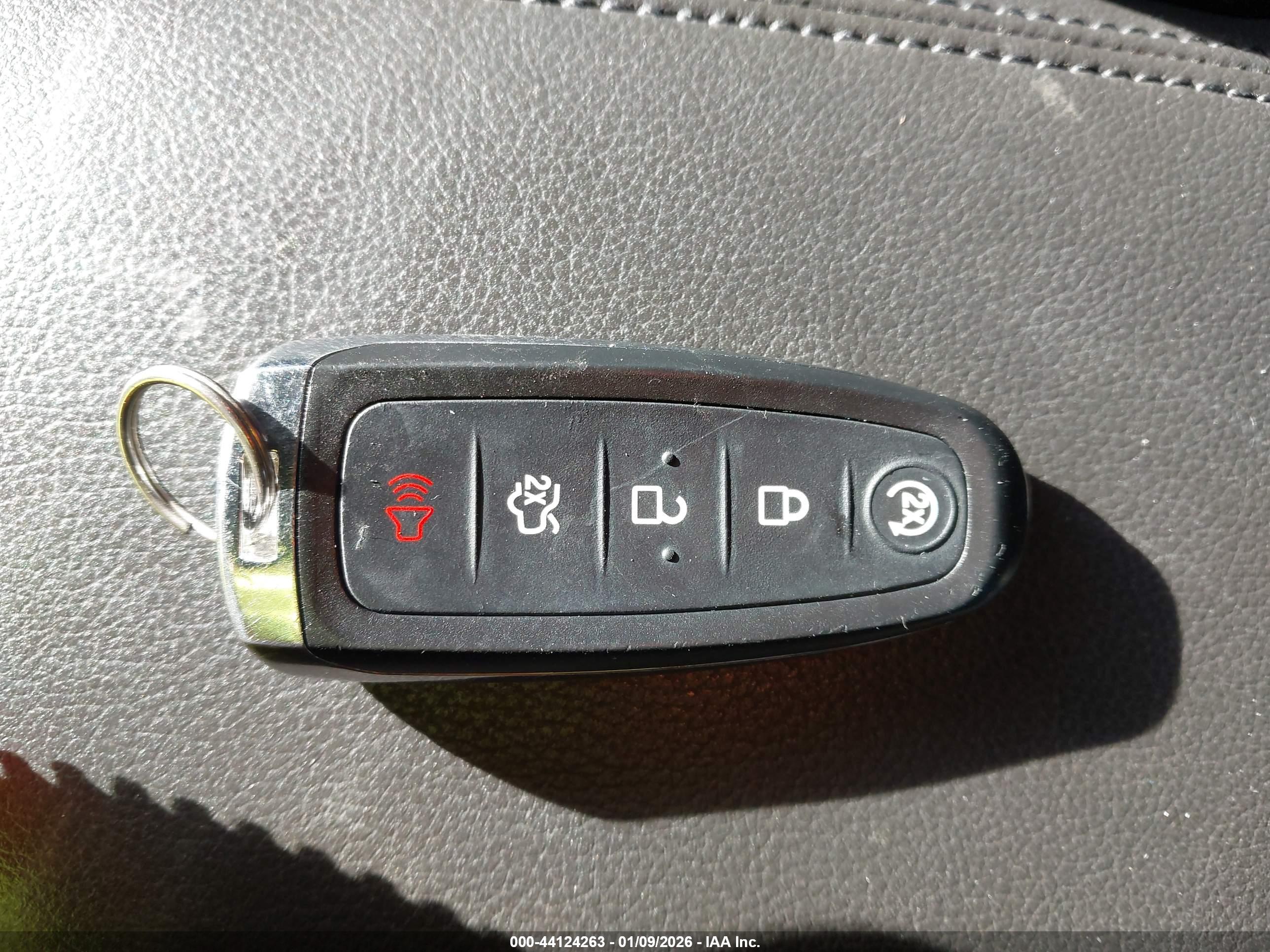 FORD ESCAPE image 11