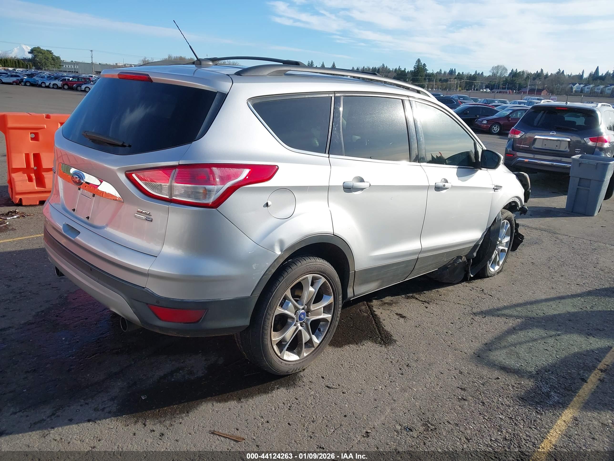 FORD ESCAPE image 4