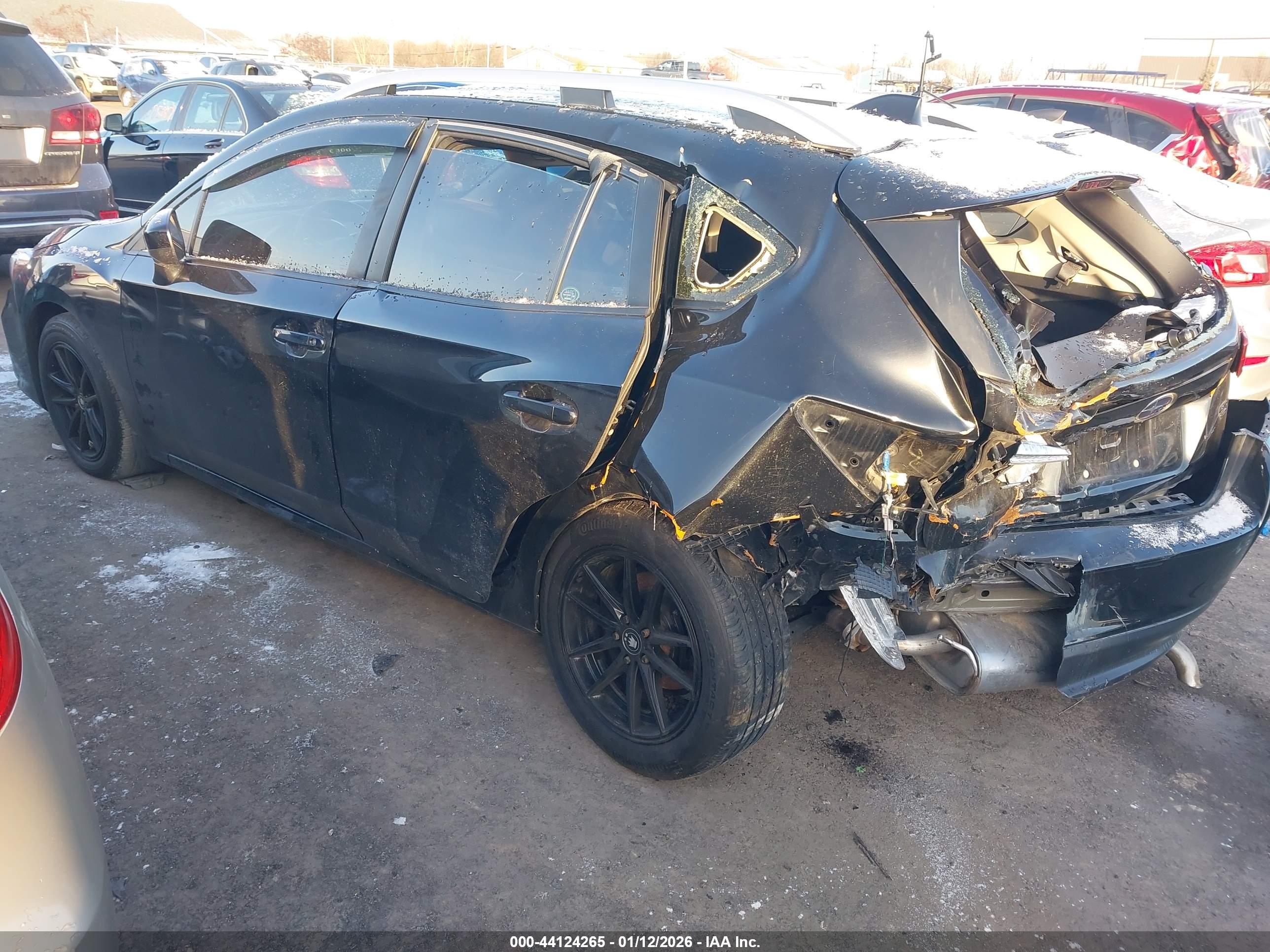 SUBARU IMPREZA image 3