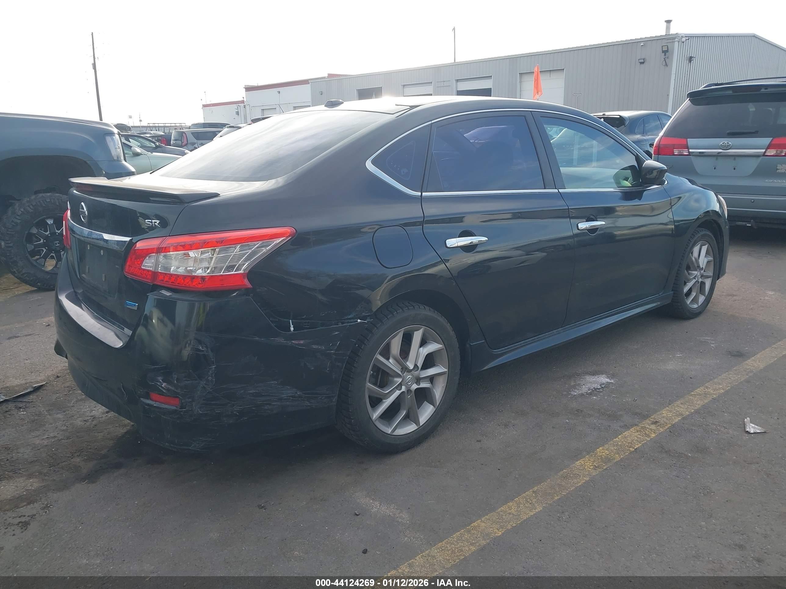 NISSAN SENTRA image 4