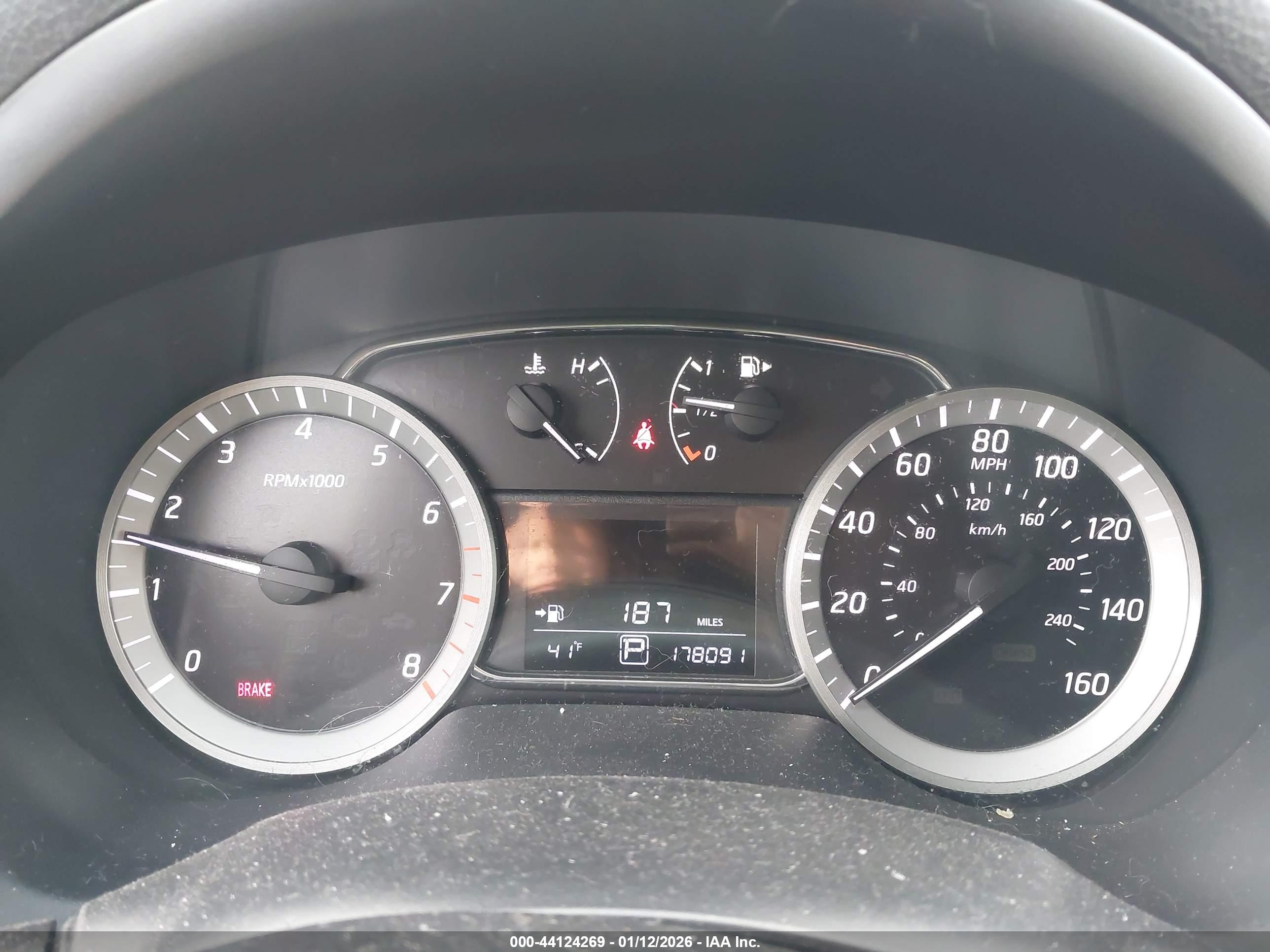 NISSAN SENTRA image 7