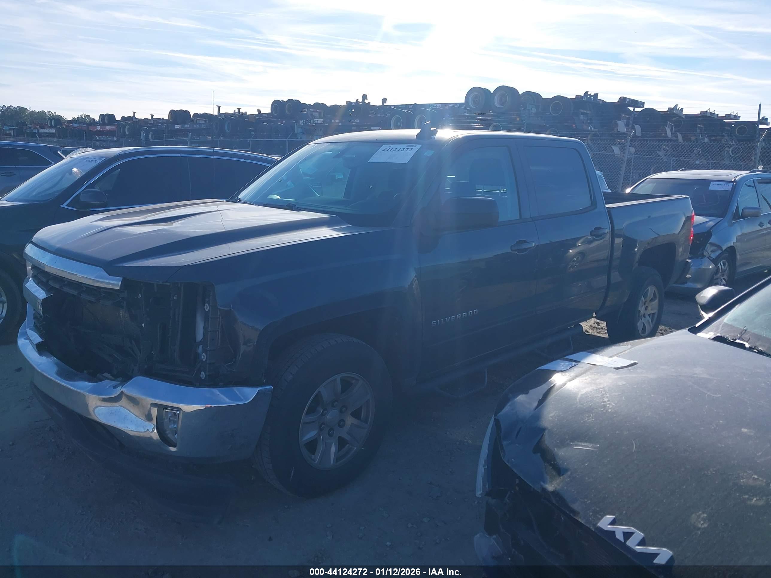 CHEVROLET SILVERADO image 2