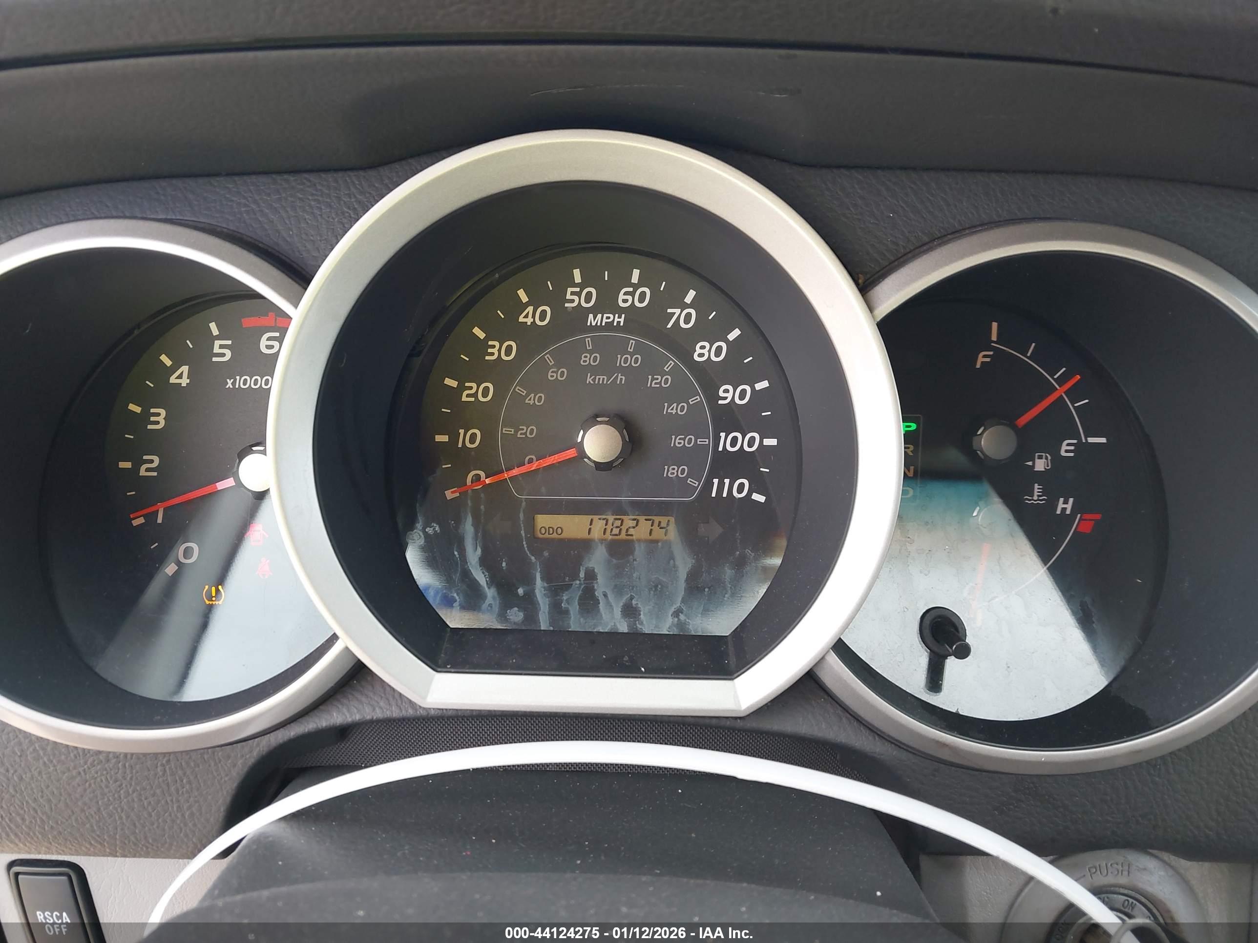 TOYOTA 4RUNNER image 7