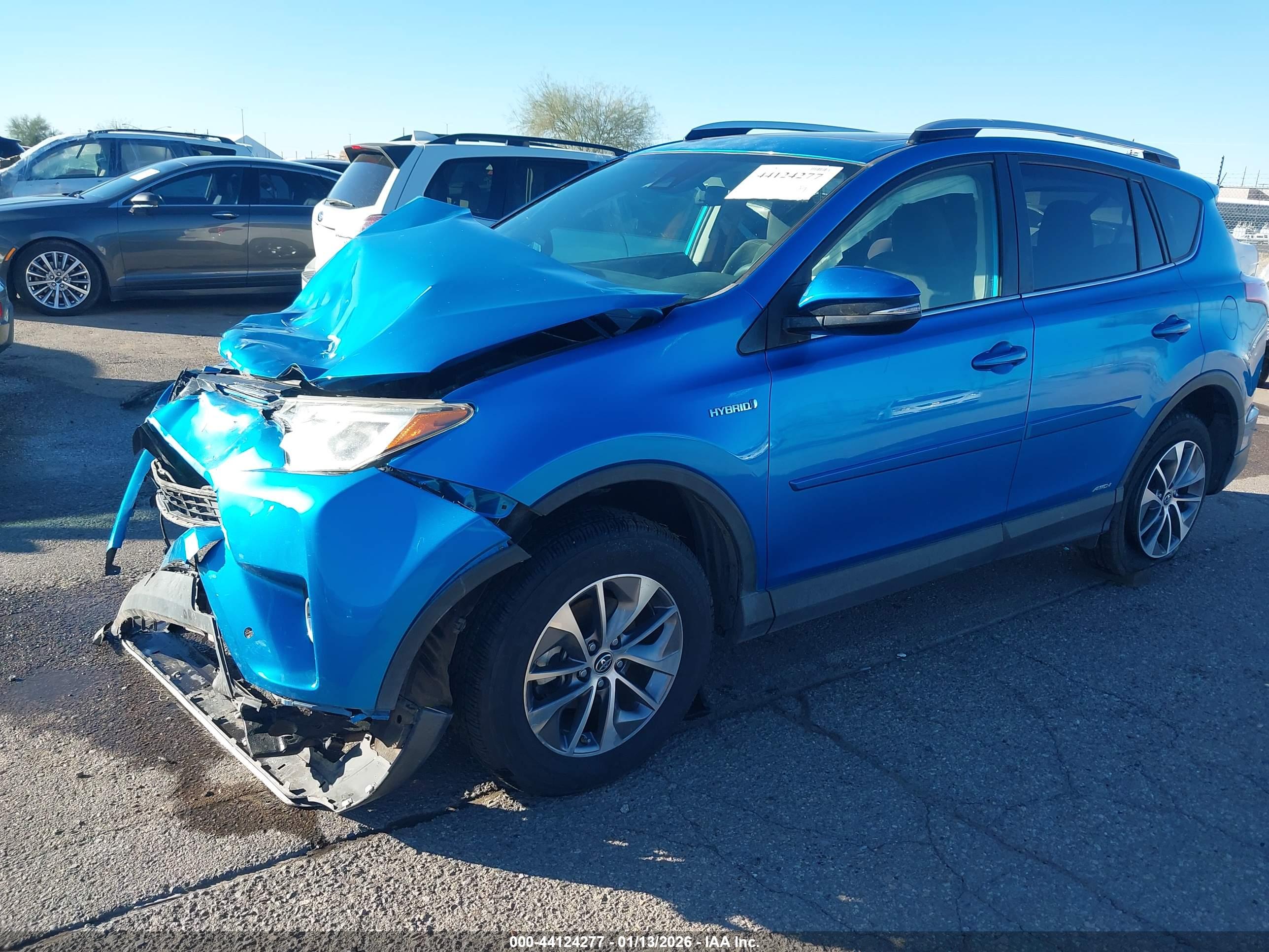 TOYOTA RAV4 image 2