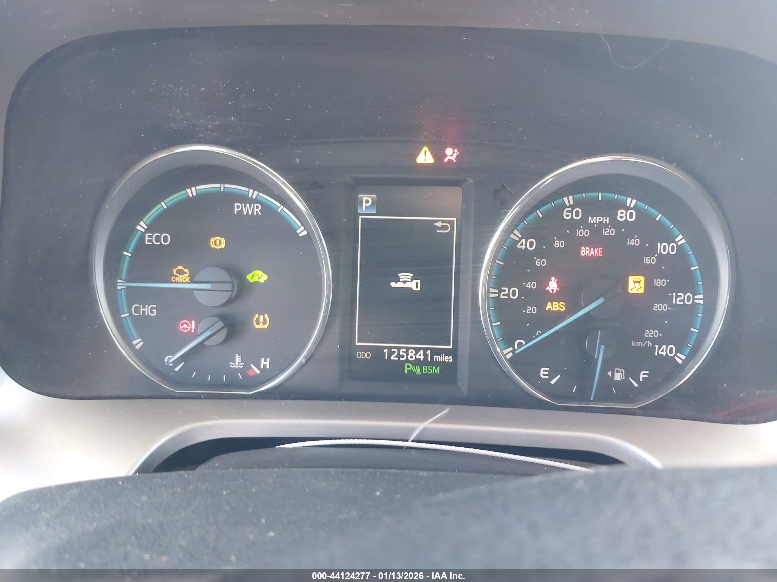 TOYOTA RAV4 image 7