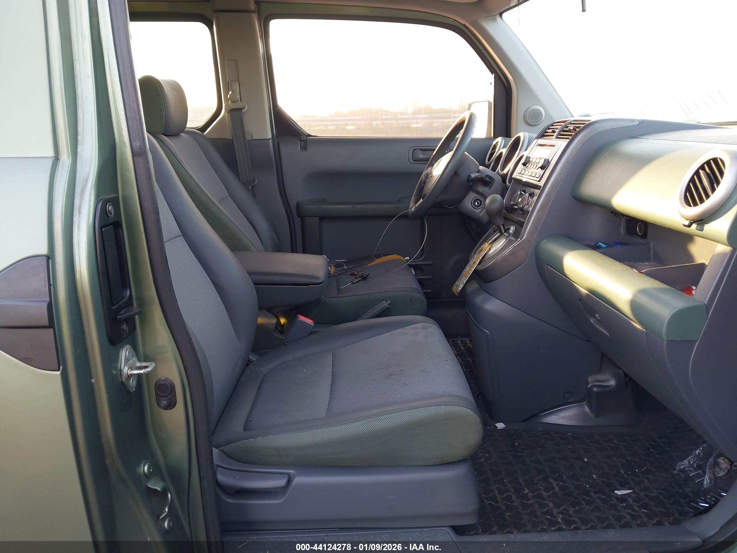 HONDA ELEMENT image 5