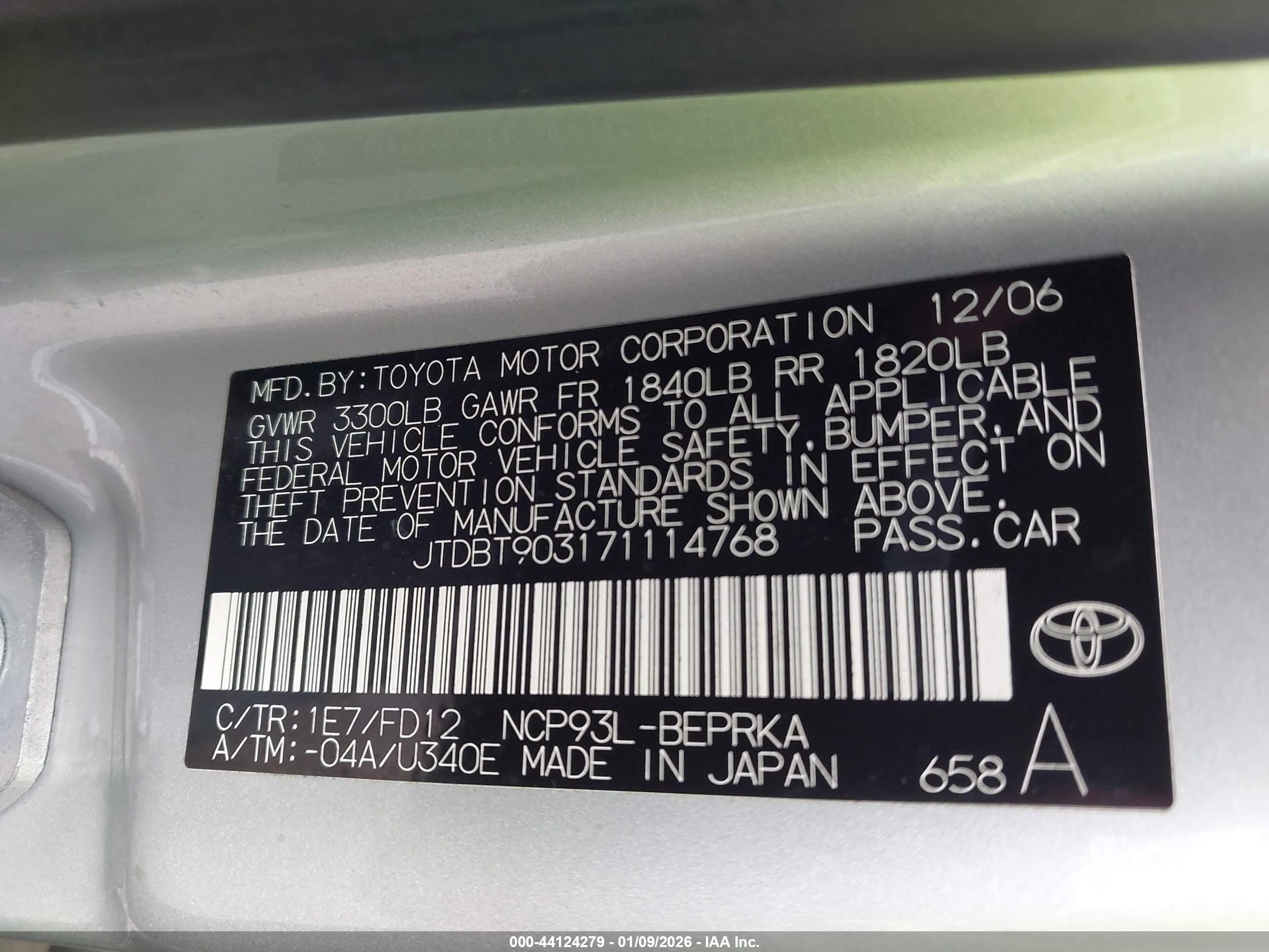 TOYOTA YARIS image 9