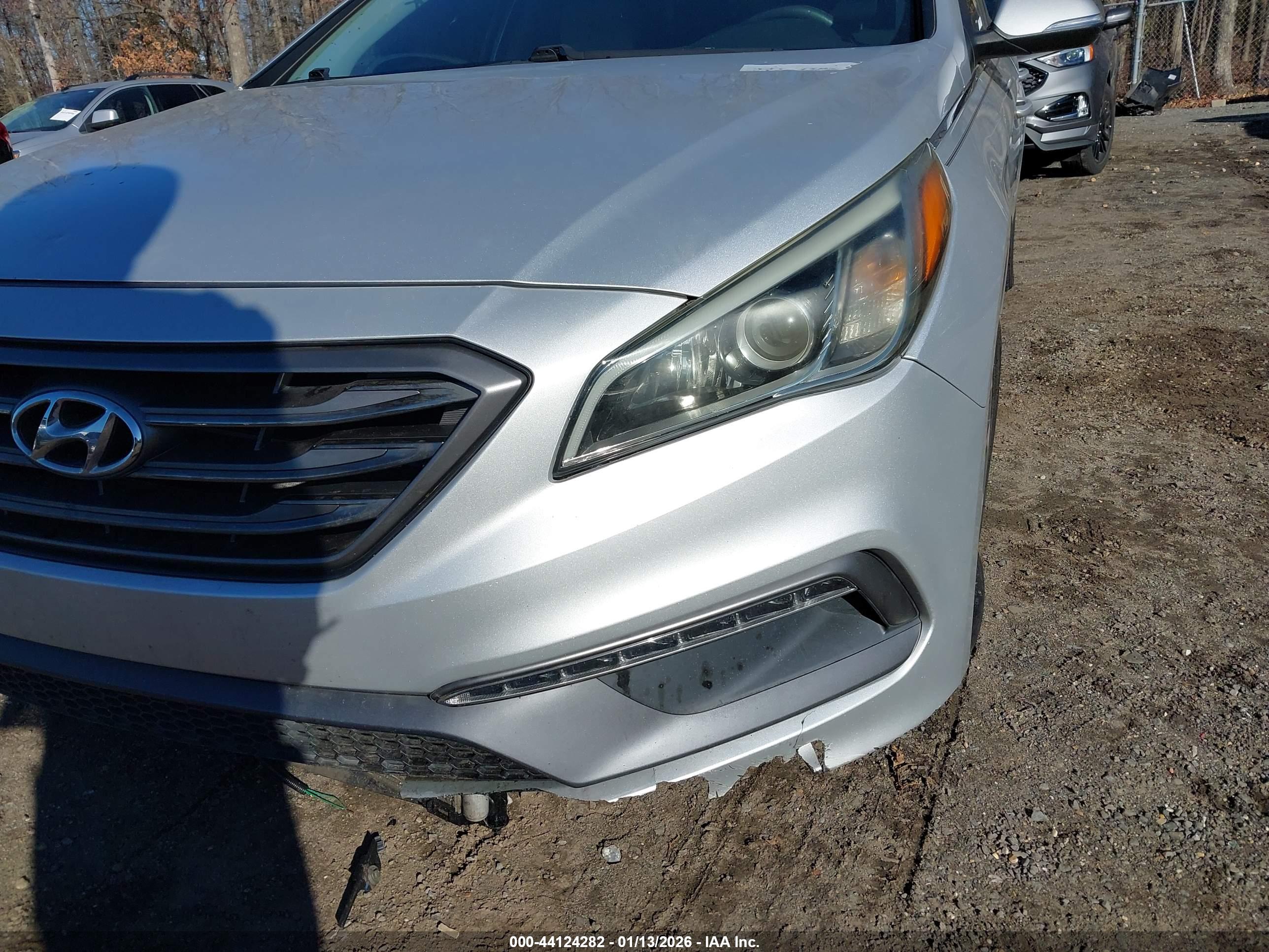 HYUNDAI SONATA image 6
