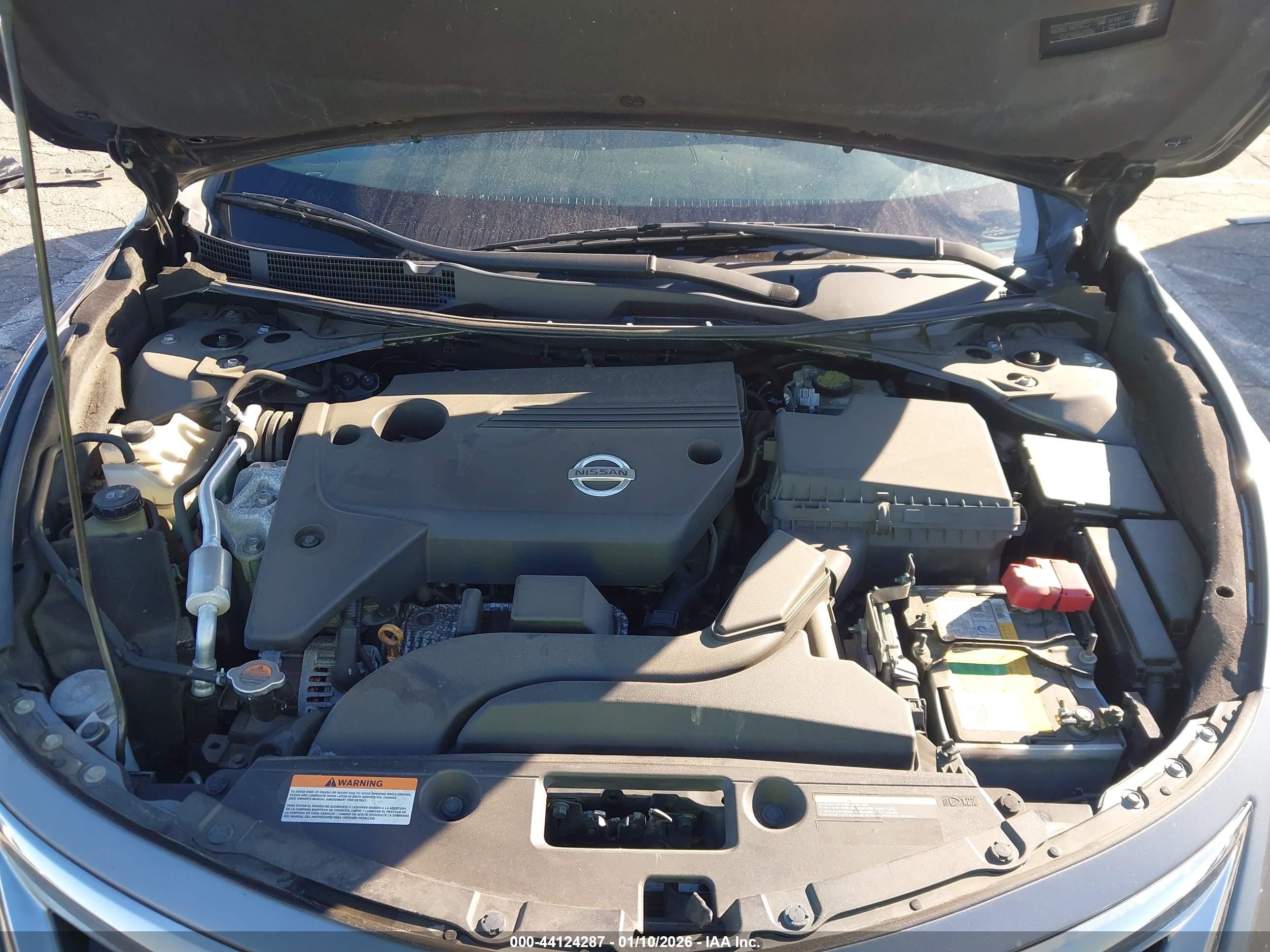 NISSAN ALTIMA image 10