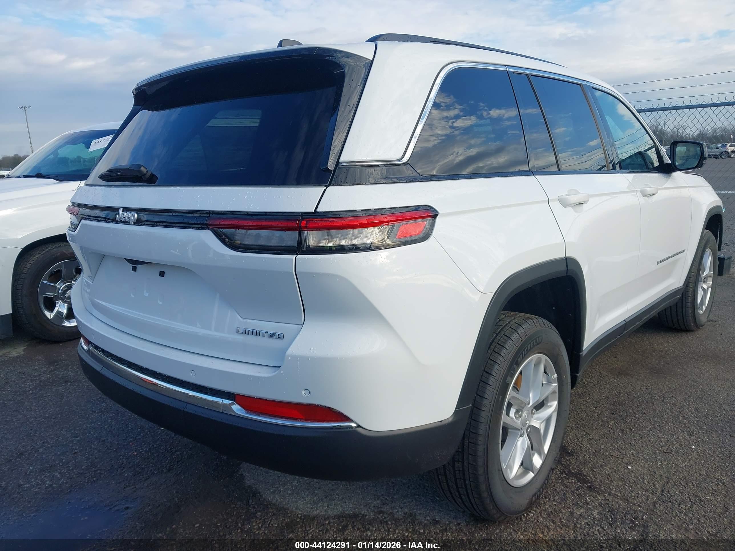 JEEP GRAND image 4